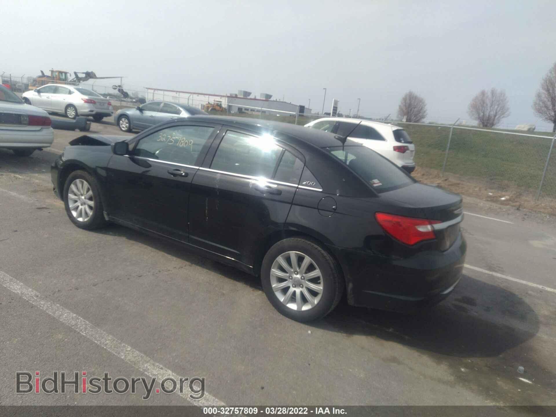 2013 CHRYSLER 200 - VIN: 1C3CCBBB2DN702073 - Фото 3