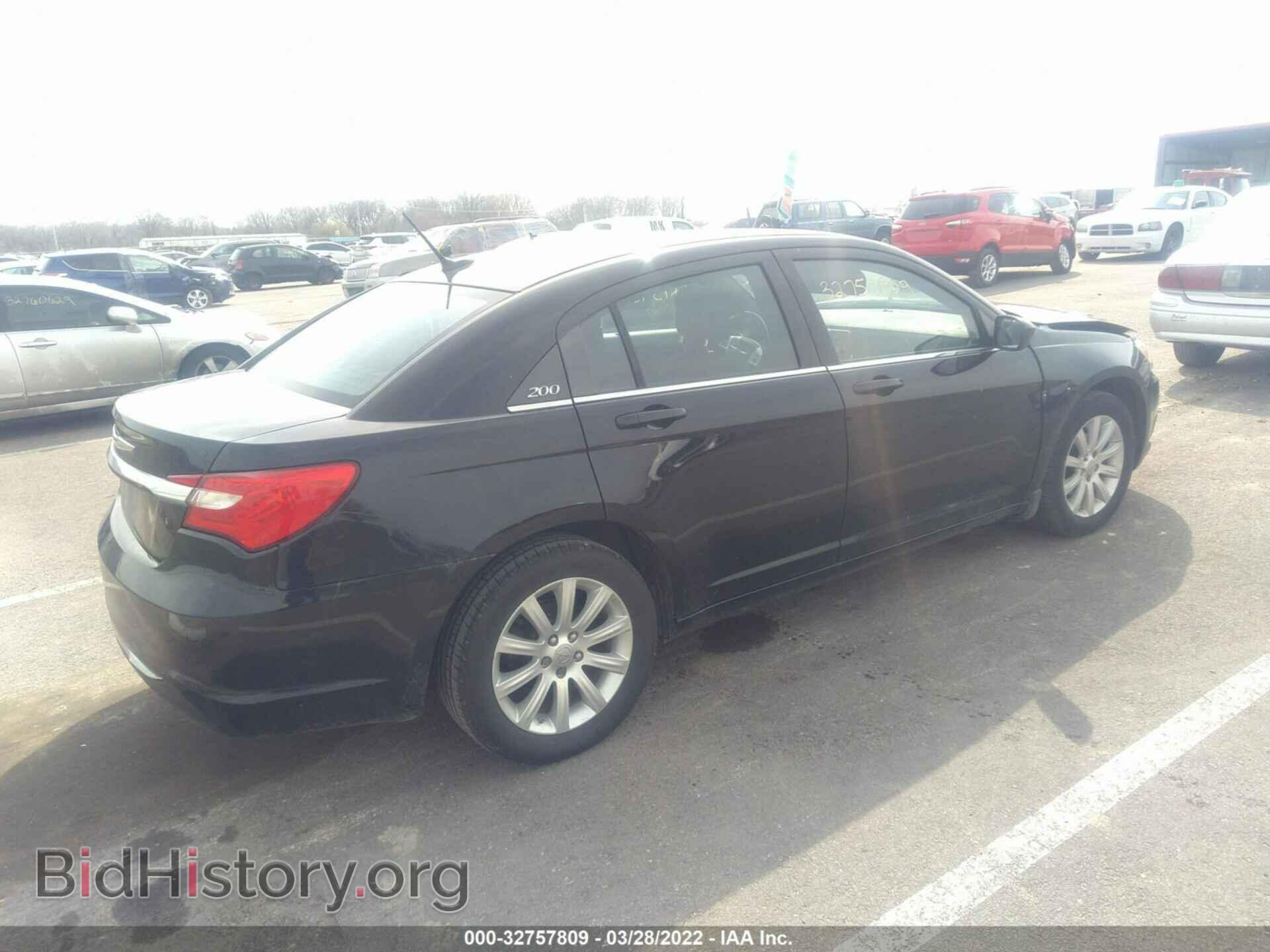 2013 CHRYSLER 200 - VIN: 1C3CCBBB2DN702073 - Фото 4