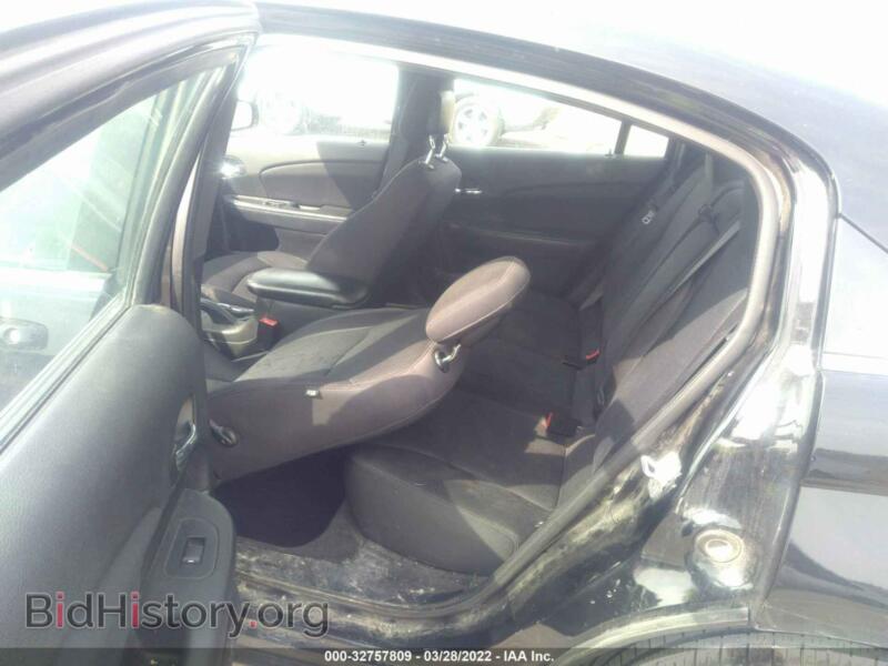 2013 Chrysler 200 (VIN 1C3CCBBB2DN702073) — photo 8 of 11