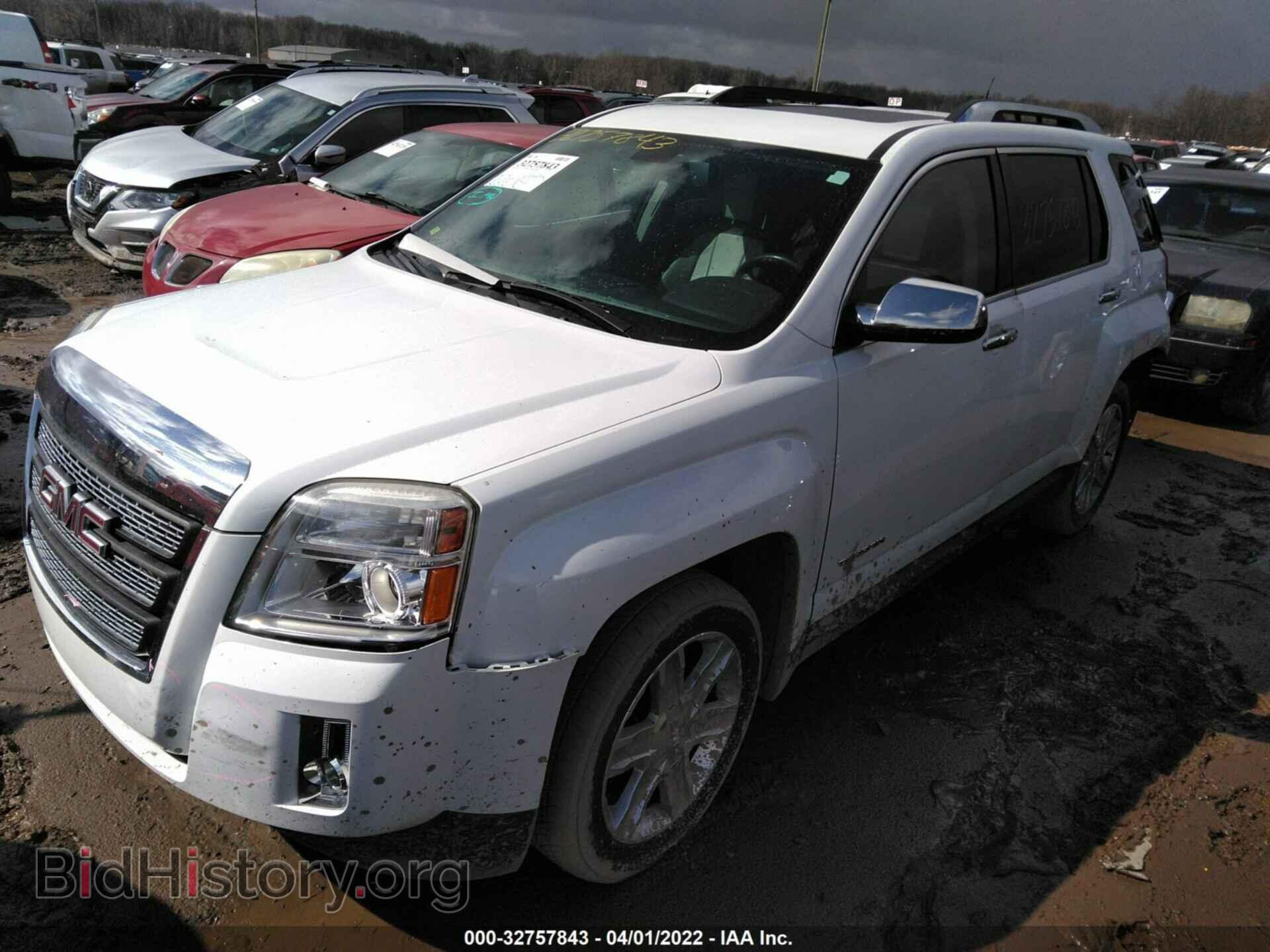 2011 GMC TERRAIN - VIN: 2CTFLXEC8B6223110 - Photo 2