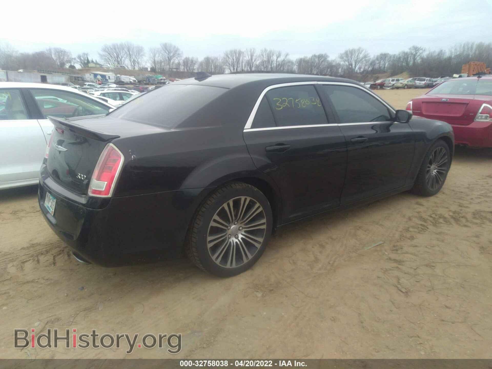 2012 CHRYSLER 300 - VIN: 2C3CCABG0CH257006 - Фото 4