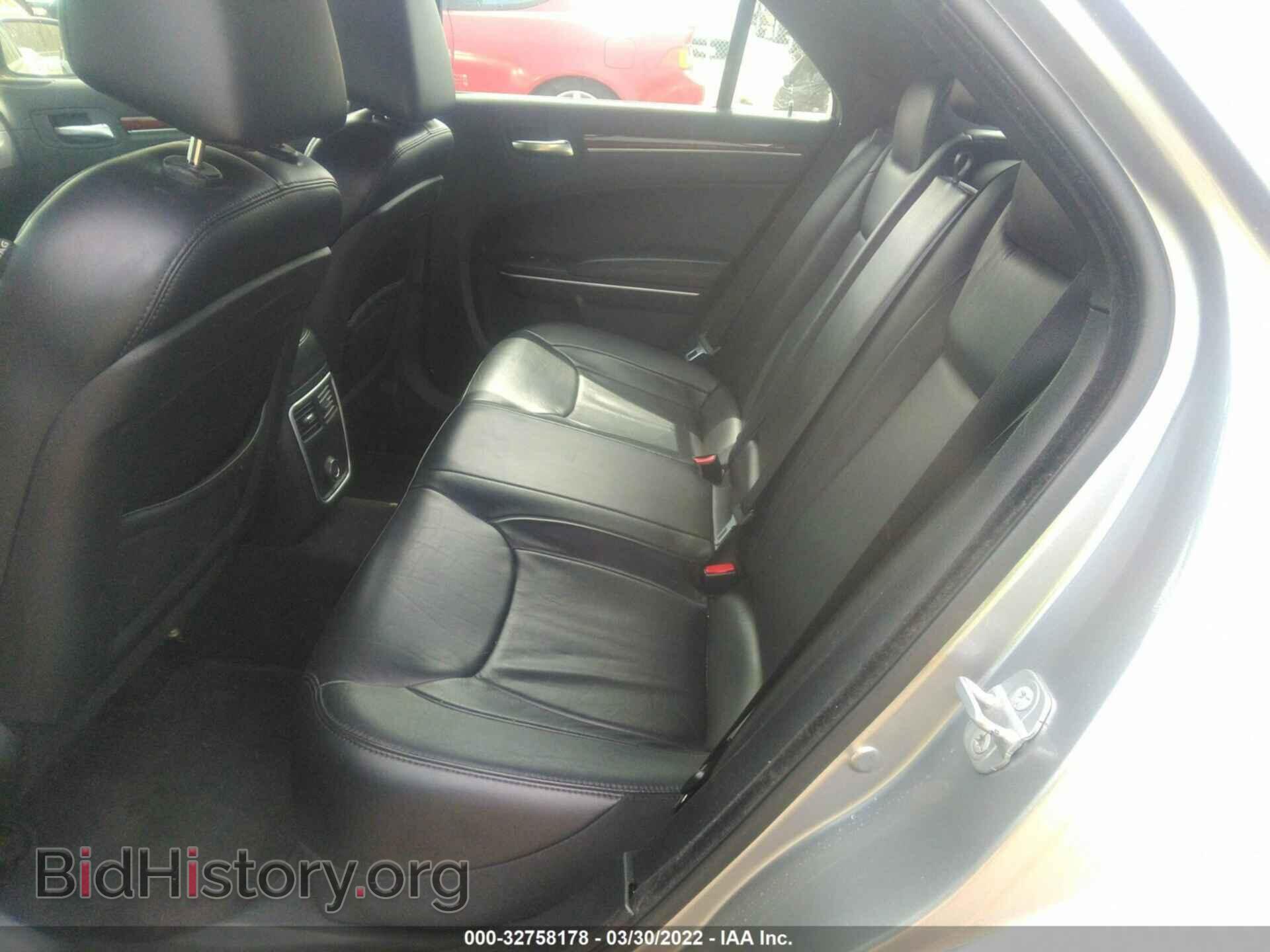 2014 CHRYSLER 300 - VIN: 2C3CCAAG3EH169703 - Фото 8