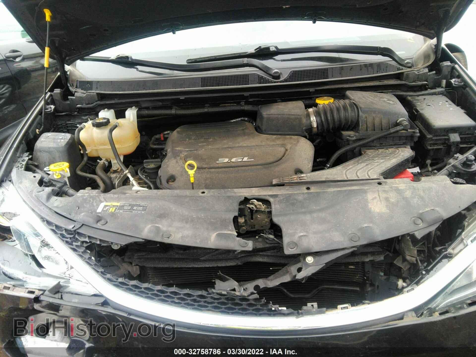 2018 CHRYSLER PACIFICA - VIN: 2C4RC1BG4JR270323 - Фото 10