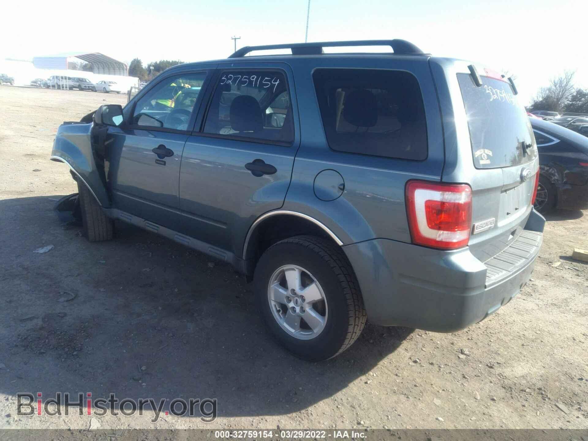2010 FORD ESCAPE - VIN: 1FMCU0D72AKA72084 - Фото 3