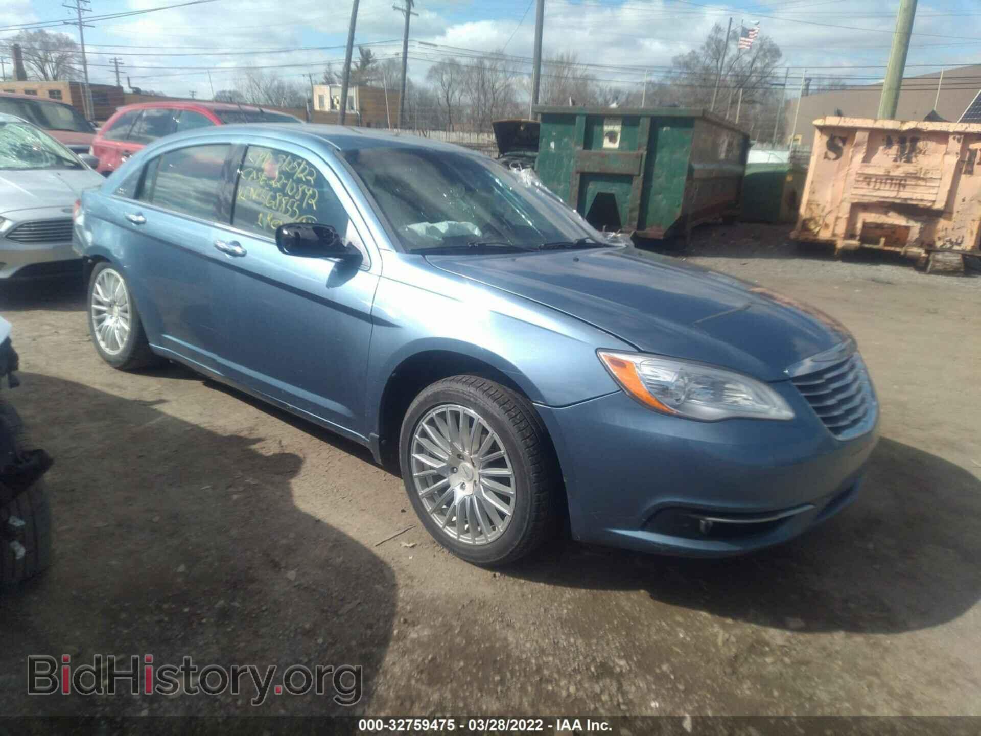 Photo 1C3BC2FB3BN568855 - CHRYSLER 200 2011