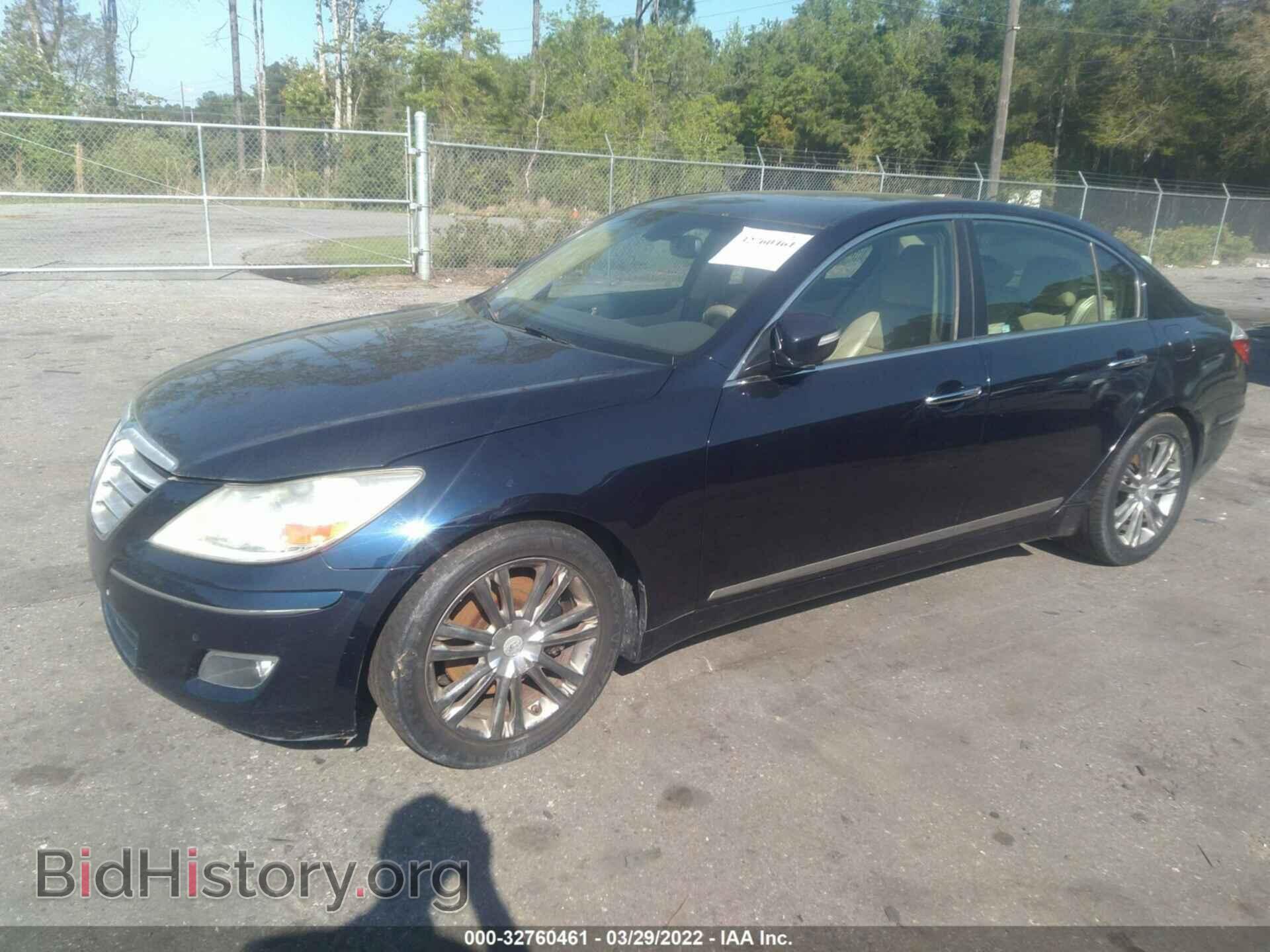 2009 HYUNDAI GENESIS - VIN: KMHGC46F49U042245 - Фото 2