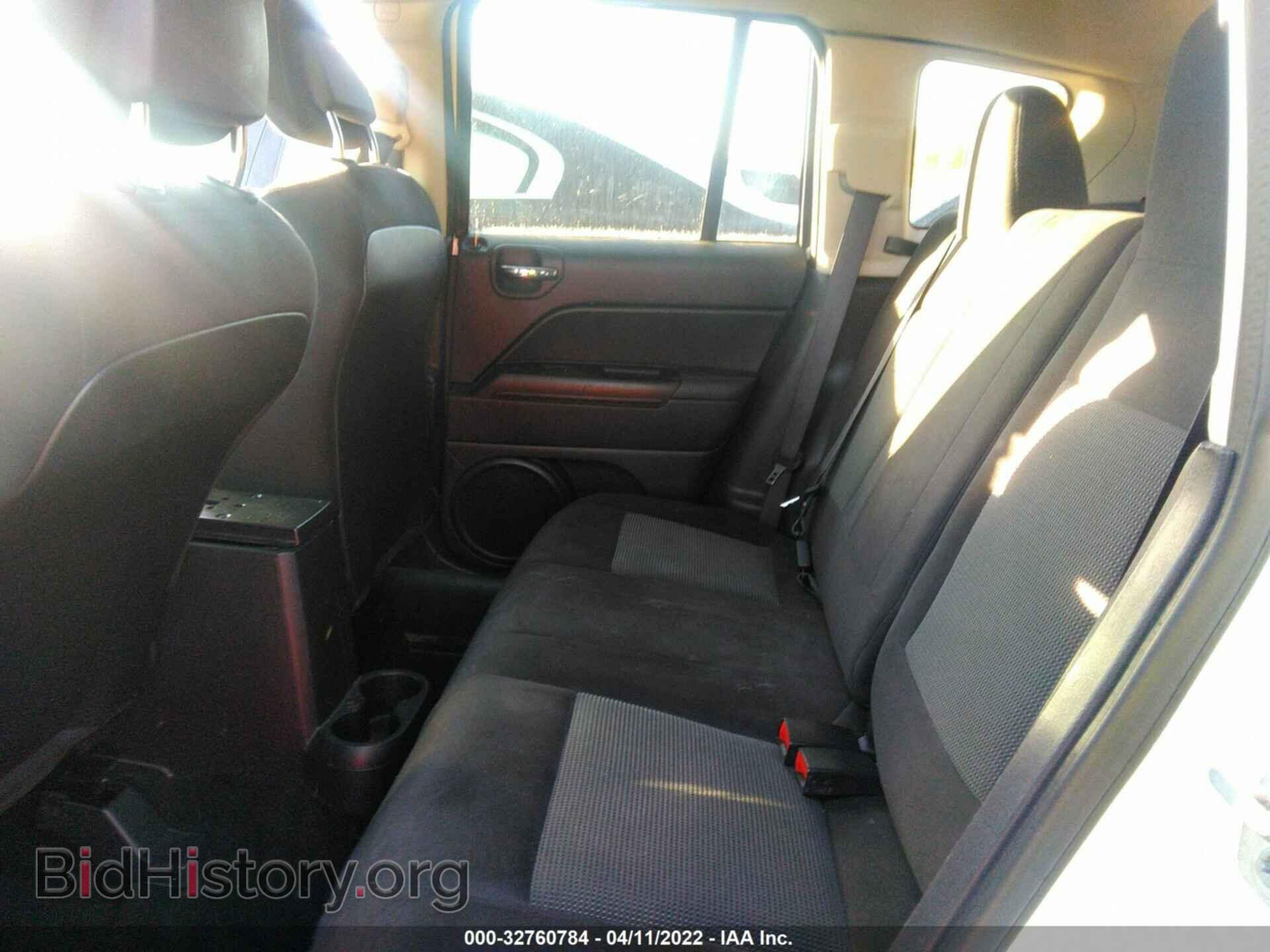 2015 JEEP COMPASS - VIN: 1C4NJDBB4FD424081 - Фото 8