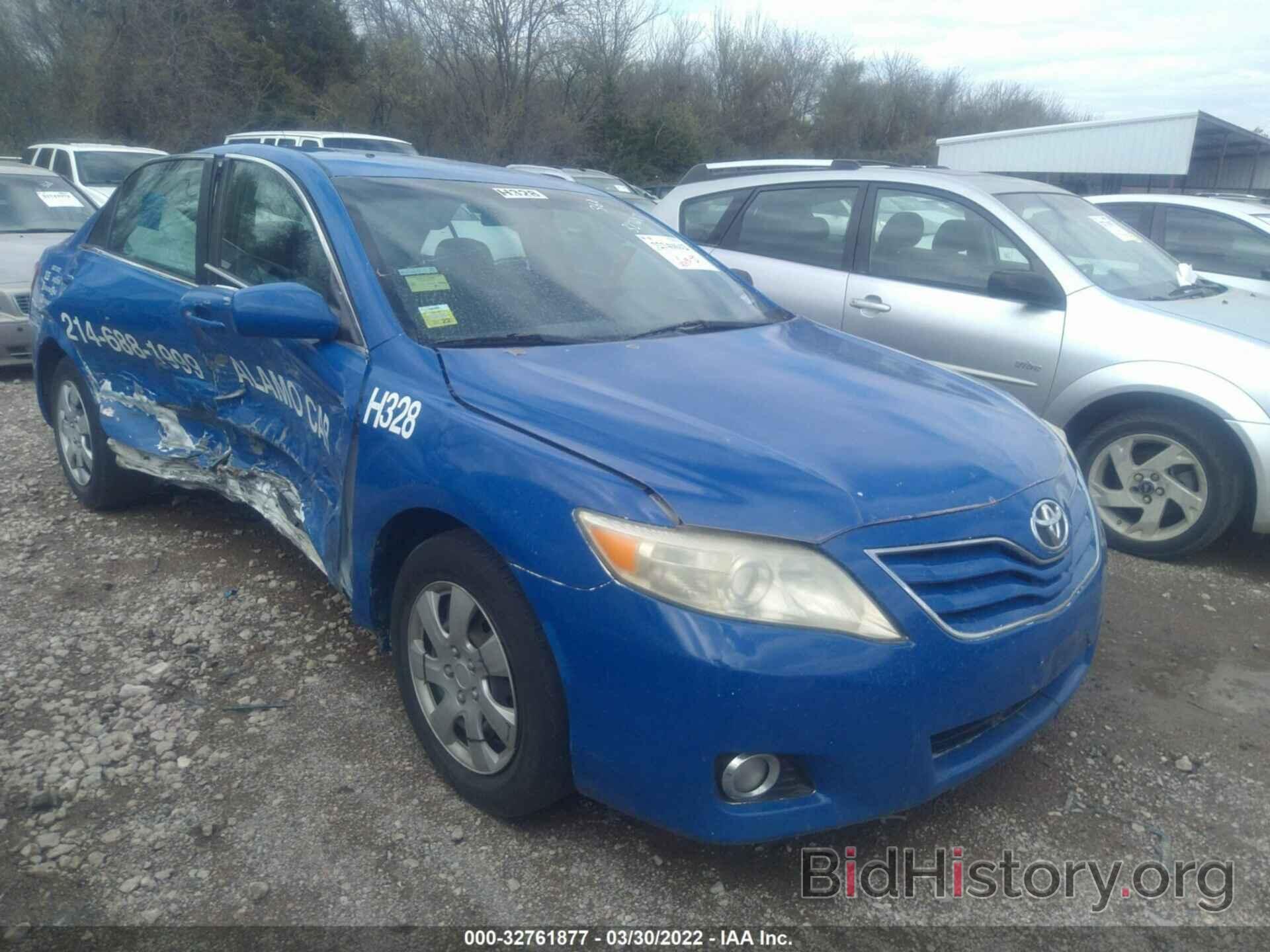 Photo 4T4BF3EK2BR112489 - TOYOTA CAMRY 2011