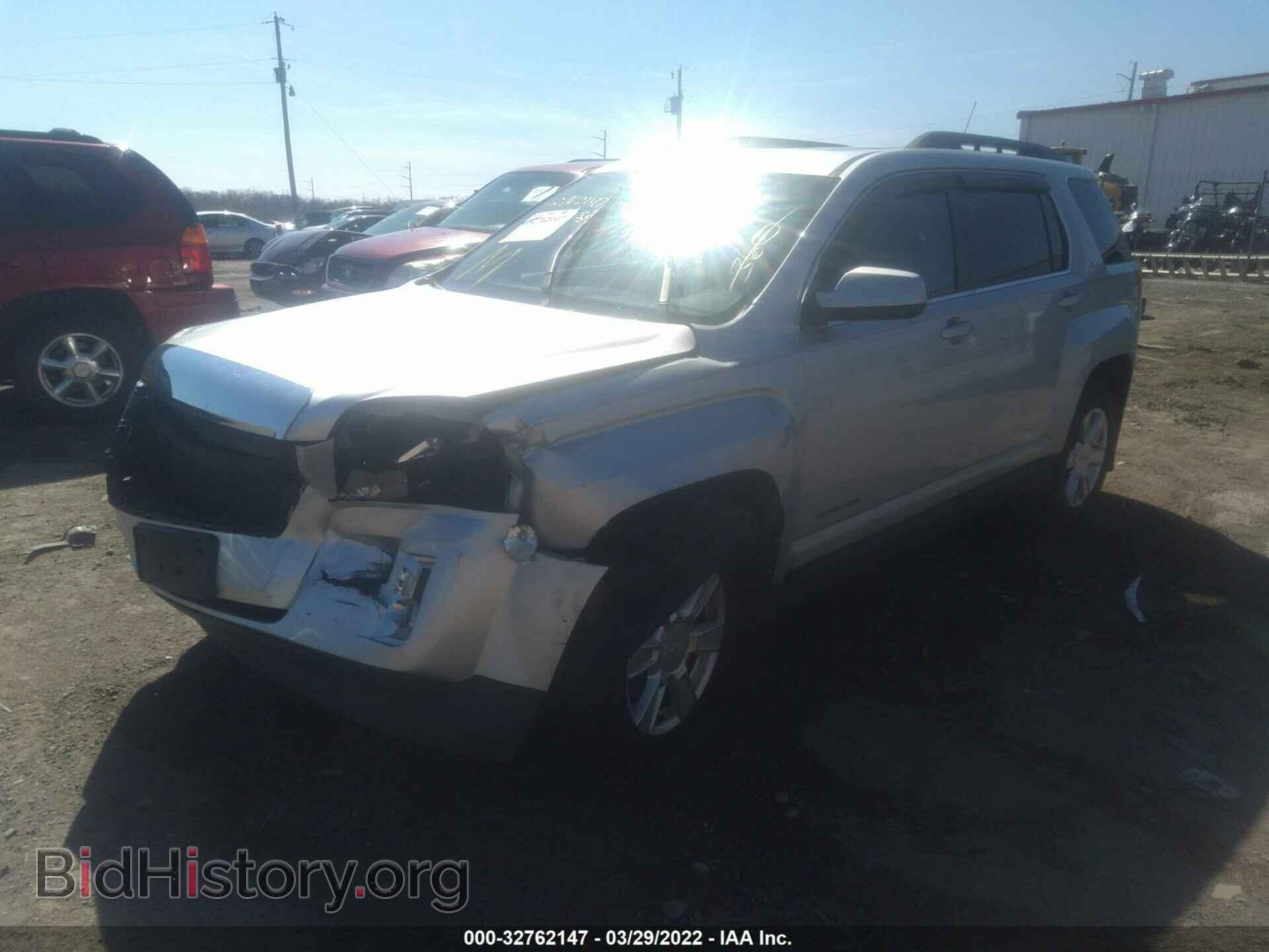 2011 GMC TERRAIN - VIN: 2CTFLTEC2B6474861 - Photo 2