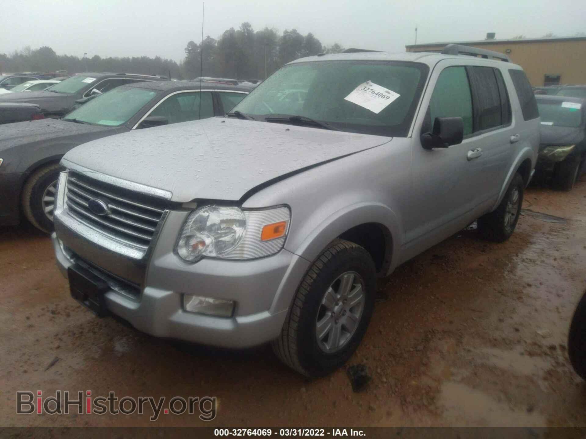 2010 FORD EXPLORER - VIN: 1FMEU6DE3AUB07990 - Фото 2