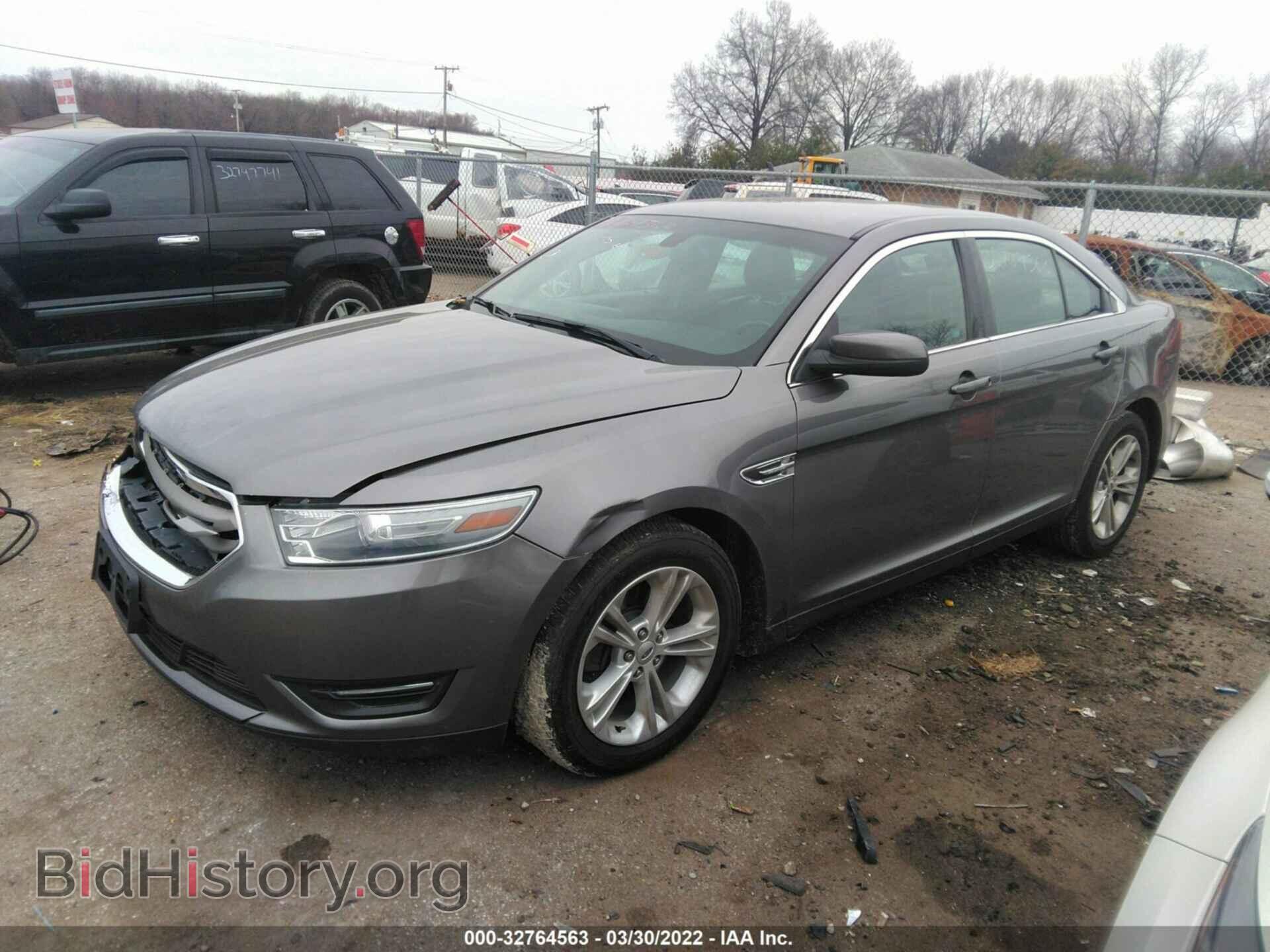 2013 FORD TAURUS - VIN: 1FAHP2H8XDG204361 - Фото 2