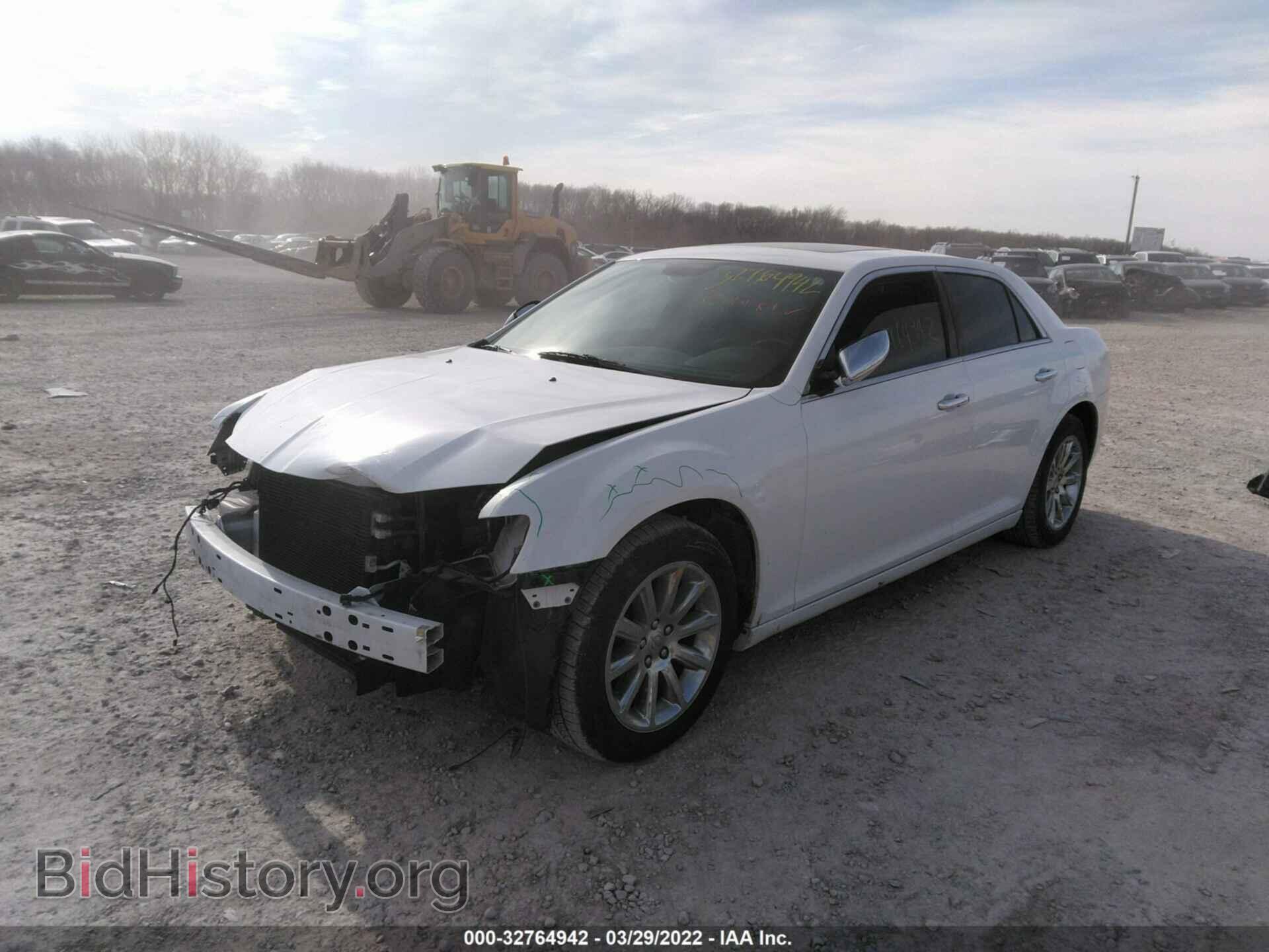2013 CHRYSLER 300 - VIN: 2C3CCAEGXDH739091 - Фото 2