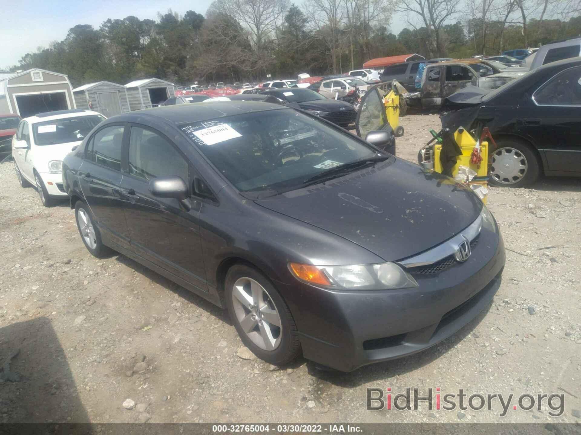 Photo 19XFA1F64BE012669 - HONDA CIVIC SDN 2011