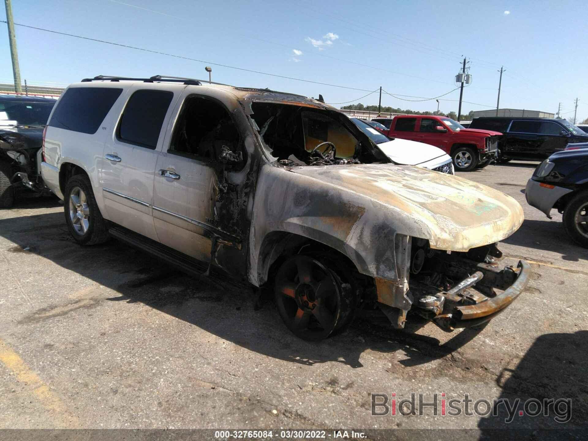 Фотография 1GNSCKE02DR102056 - CHEVROLET SUBURBAN 2013