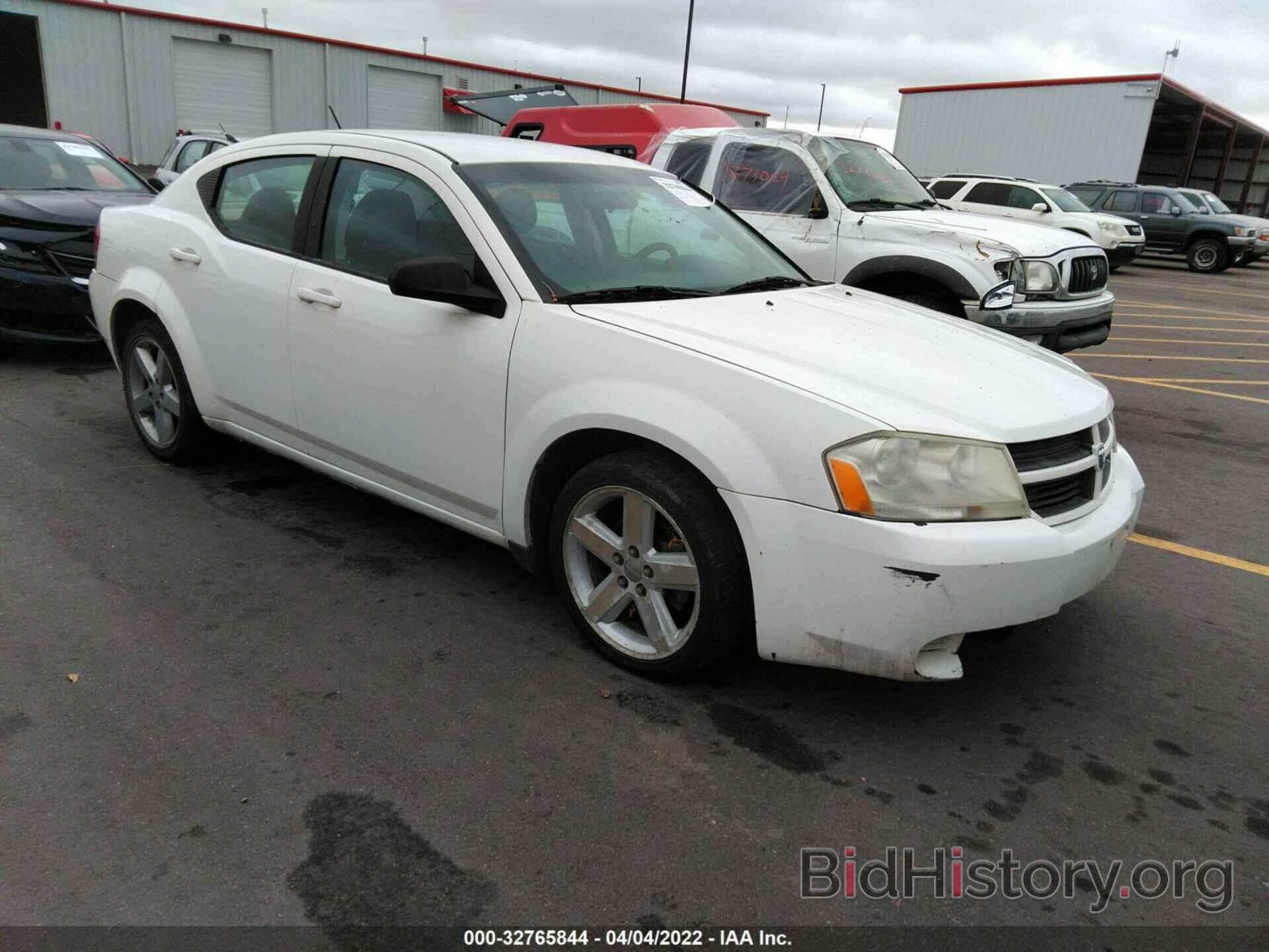 Photo 1B3LC46K38N588013 - DODGE AVENGER 2008