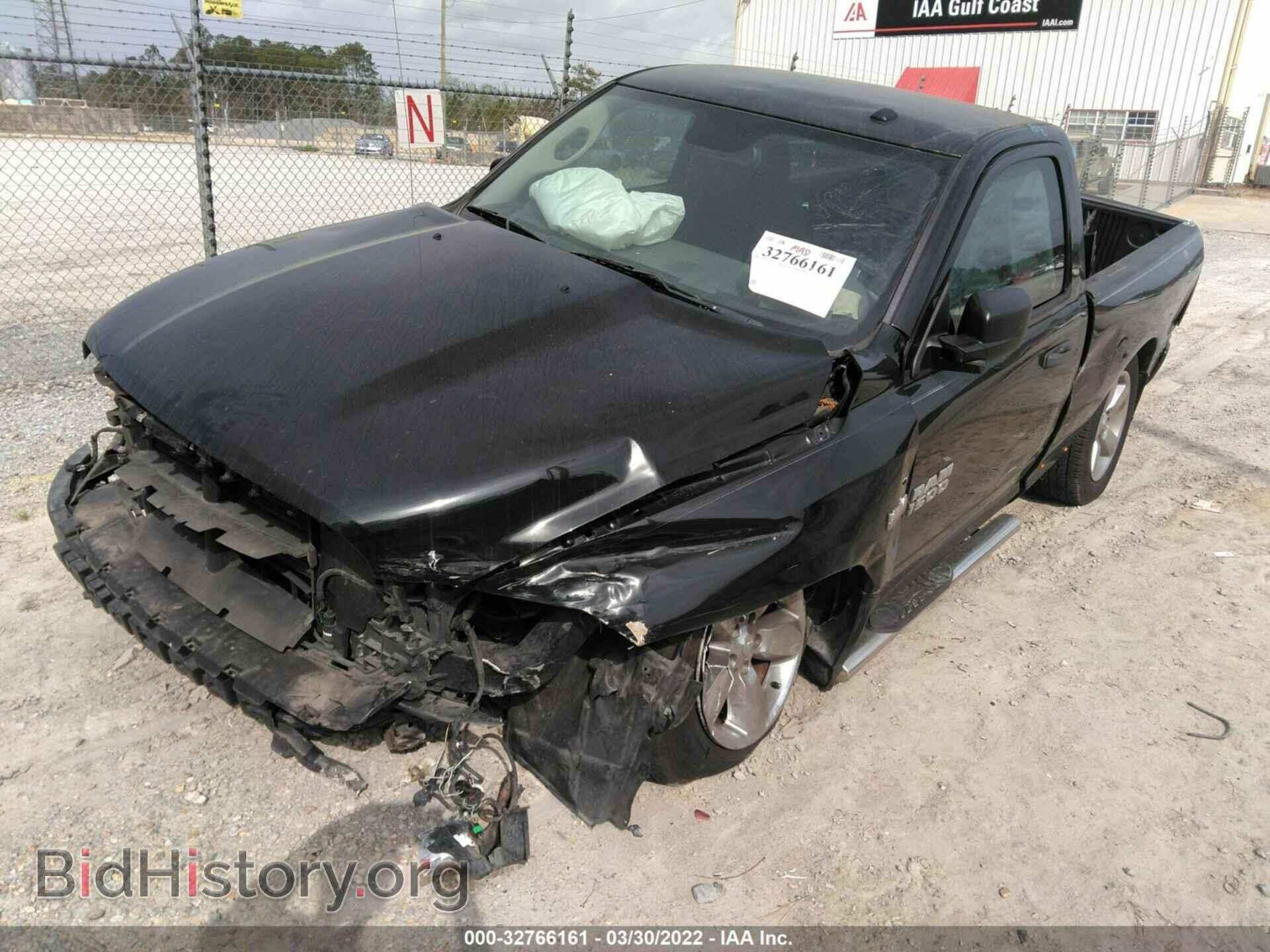 2015 RAM 1500 - VIN: 3C6JR6AT2FG631348 - Фото 2