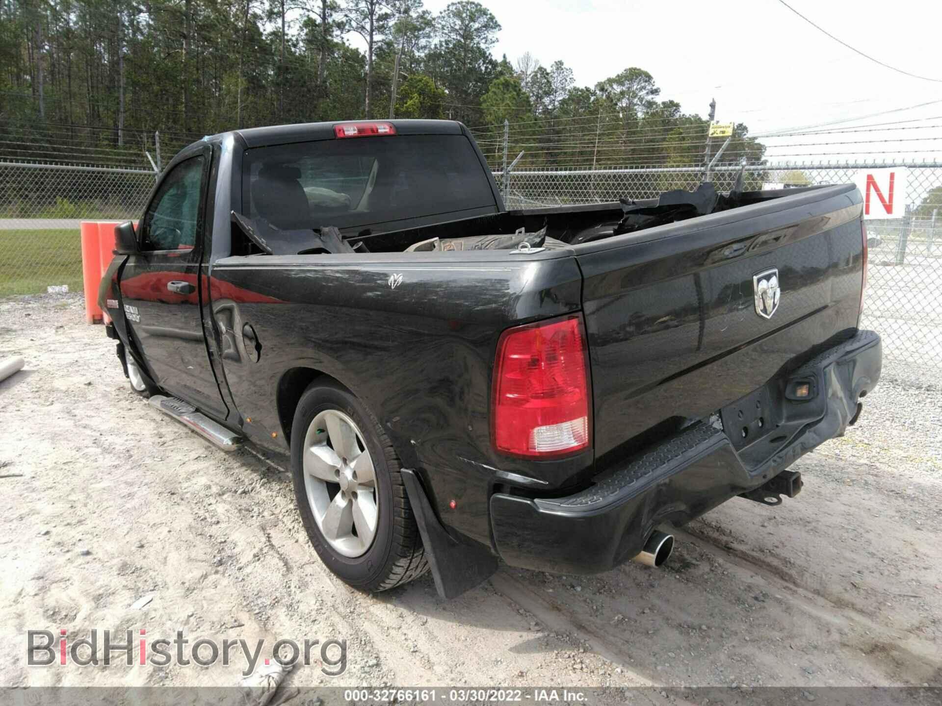 2015 RAM 1500 - VIN: 3C6JR6AT2FG631348 - Фото 3