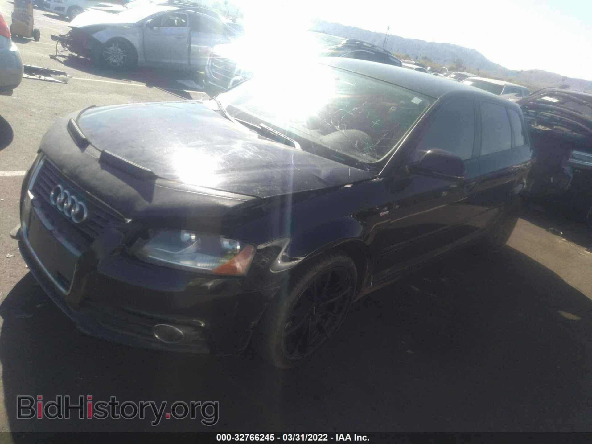 2010 AUDI A3 - VIN: WAUBEAFM0AA142111 - Фото 2