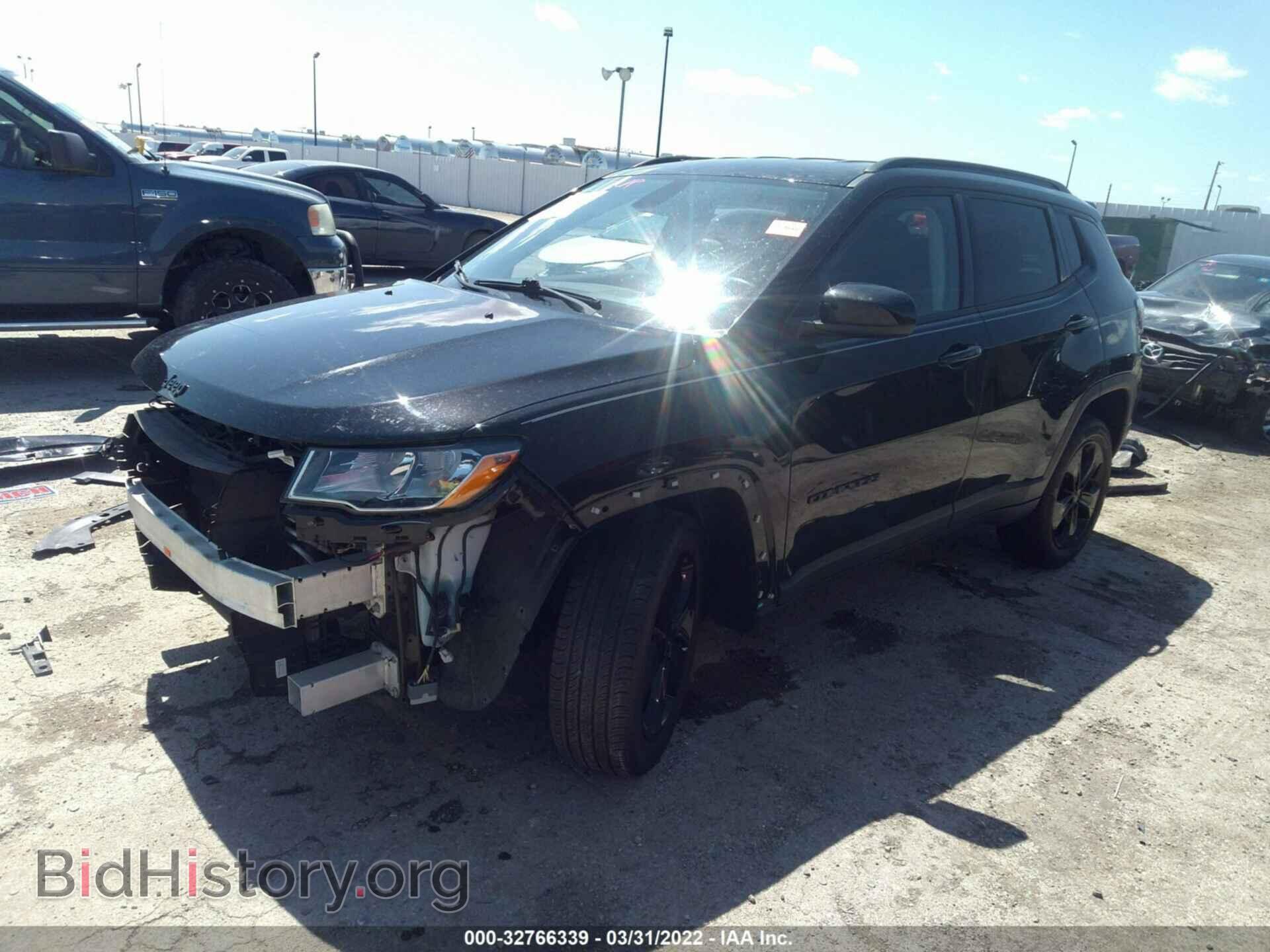 2018 JEEP COMPASS - VIN: 3C4NJDBB7JT325502 - Photo 2