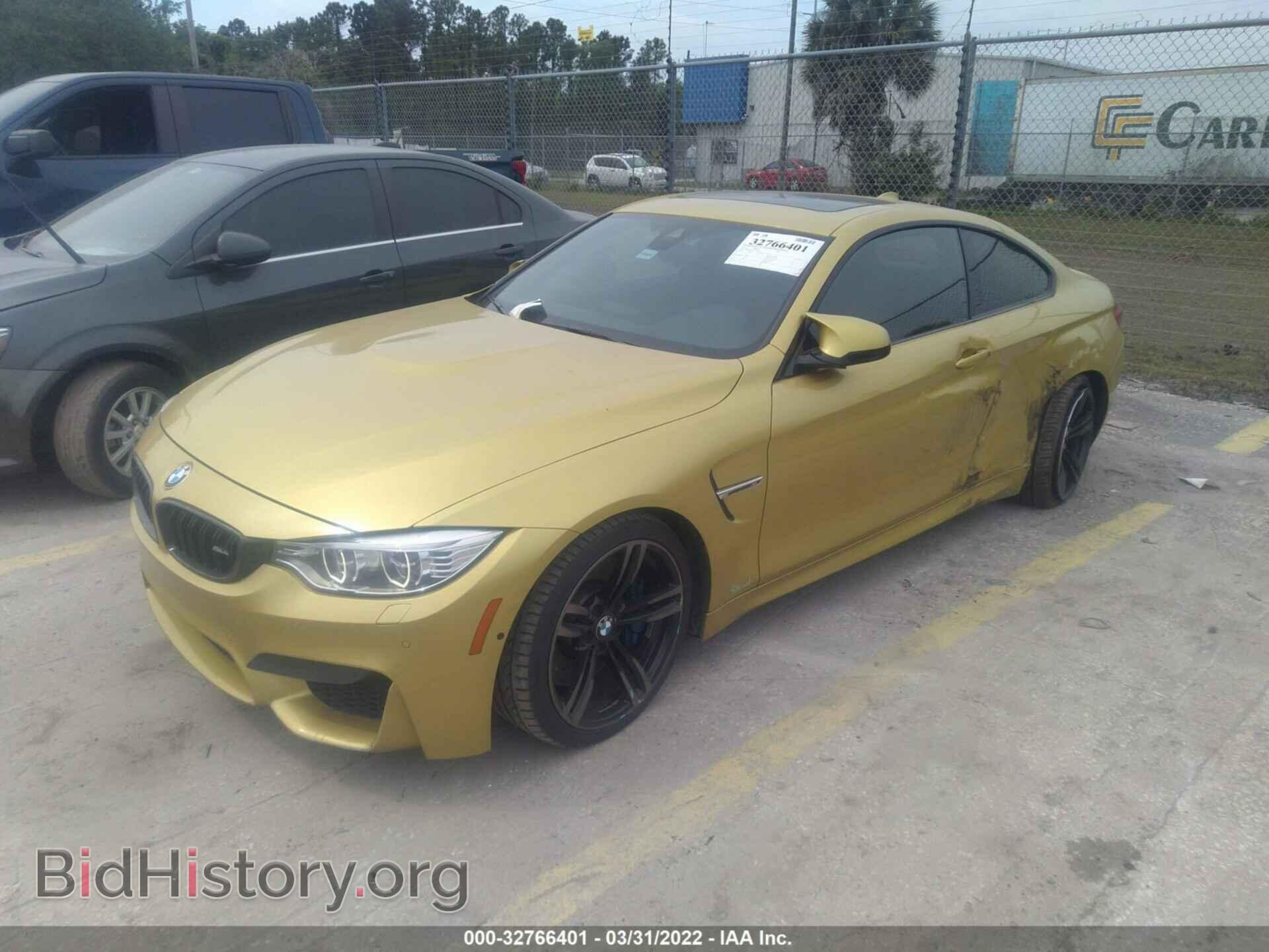 2015 BMW M4 - VIN: WBS3R9C59FK332670 - Фото 4