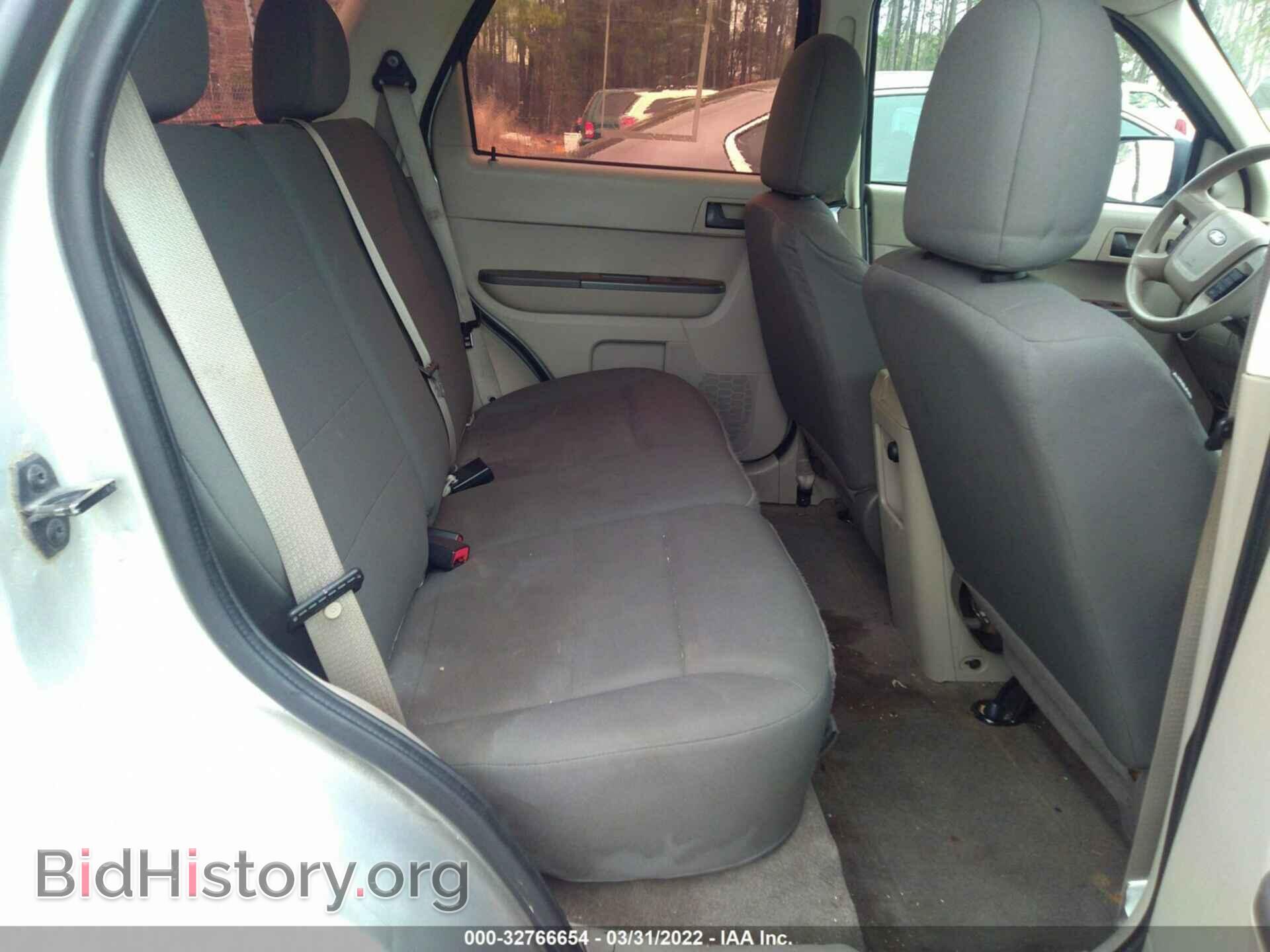 2010 FORD ESCAPE - VIN: 1FMCU0C71AKB50954 - Фото 8