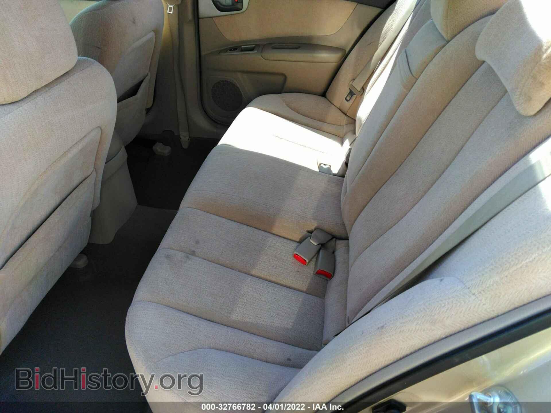 2007 KIA OPTIMA - VIN: KNAGE123775153174 - Photo 8
