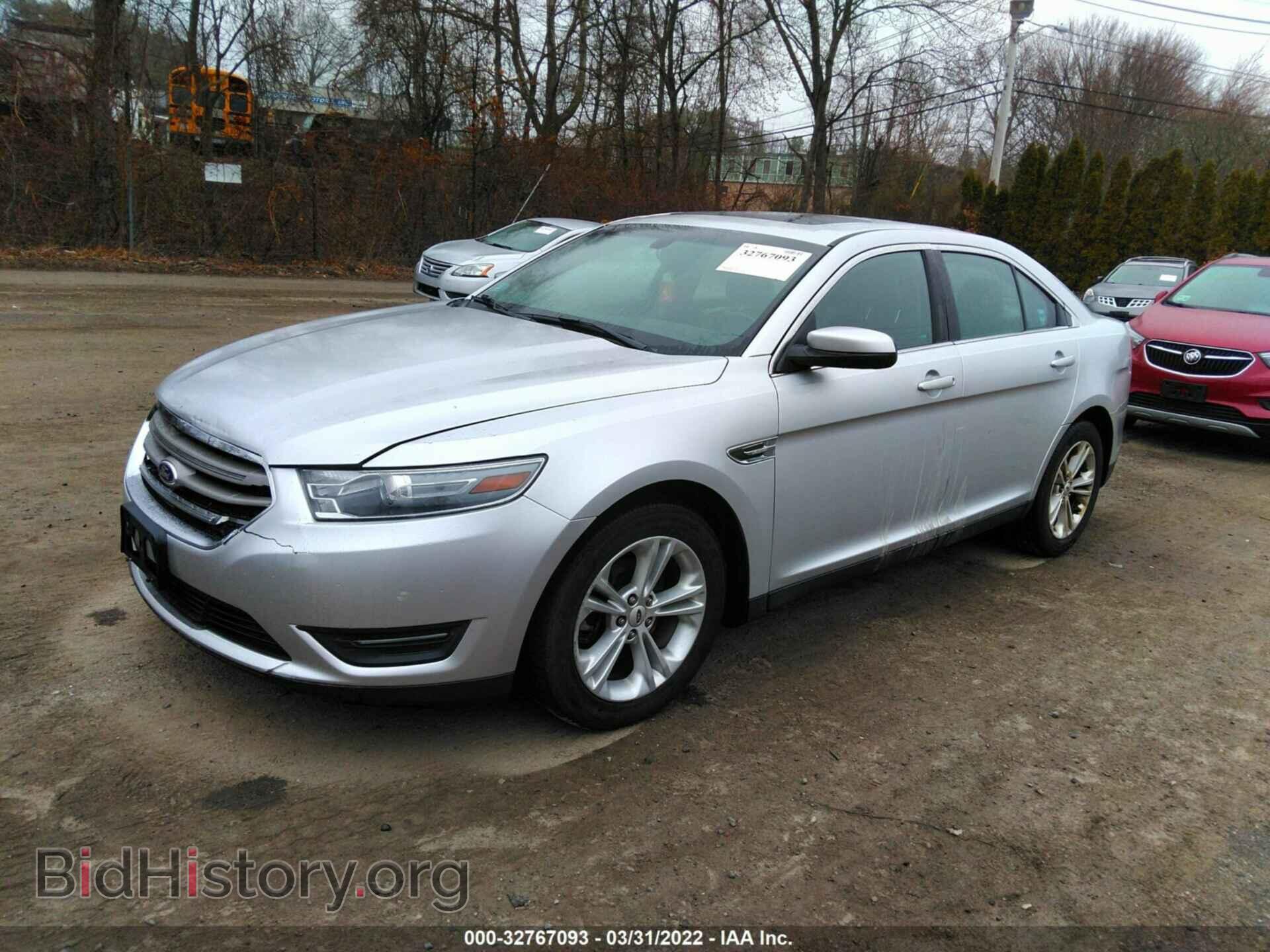 2013 FORD TAURUS - VIN: 1FAHP2E82DG142104 - Фото 2