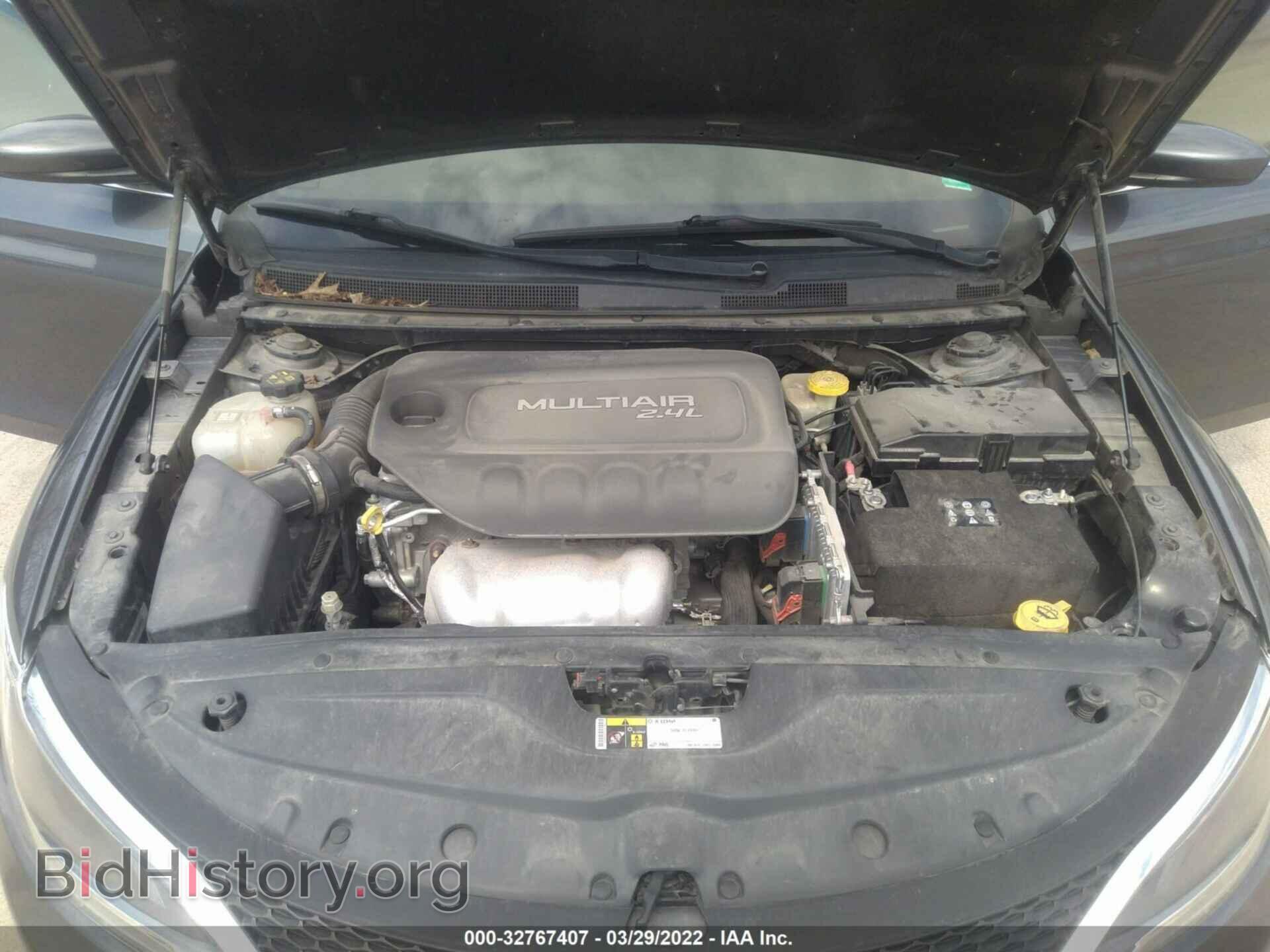 2015 CHRYSLER 200 - VIN: 1C3CCCAB0FN505123 - Фото 10