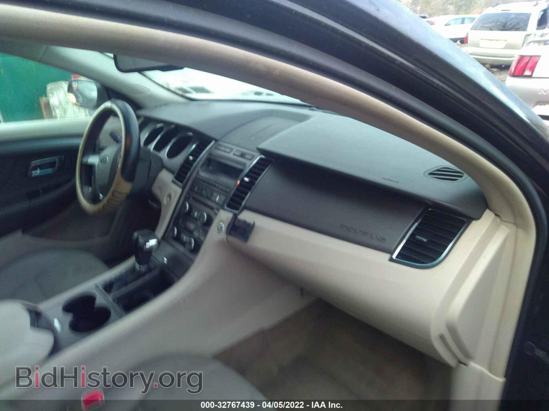 2011 FORD TAURUS - VIN: 1FAHP2DW6BG178018 - Фото 5