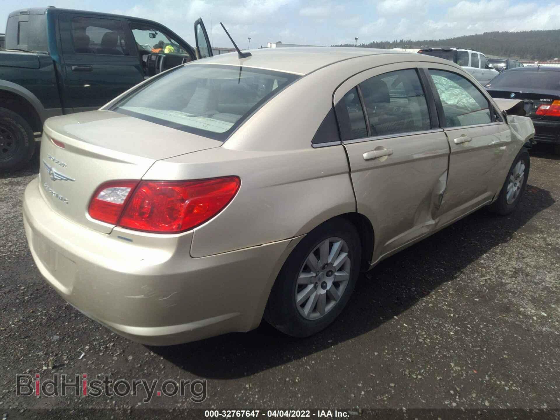 2010 CHRYSLER SEBRING - VIN: 1C3CC4FB3AN152982 - Фото 4