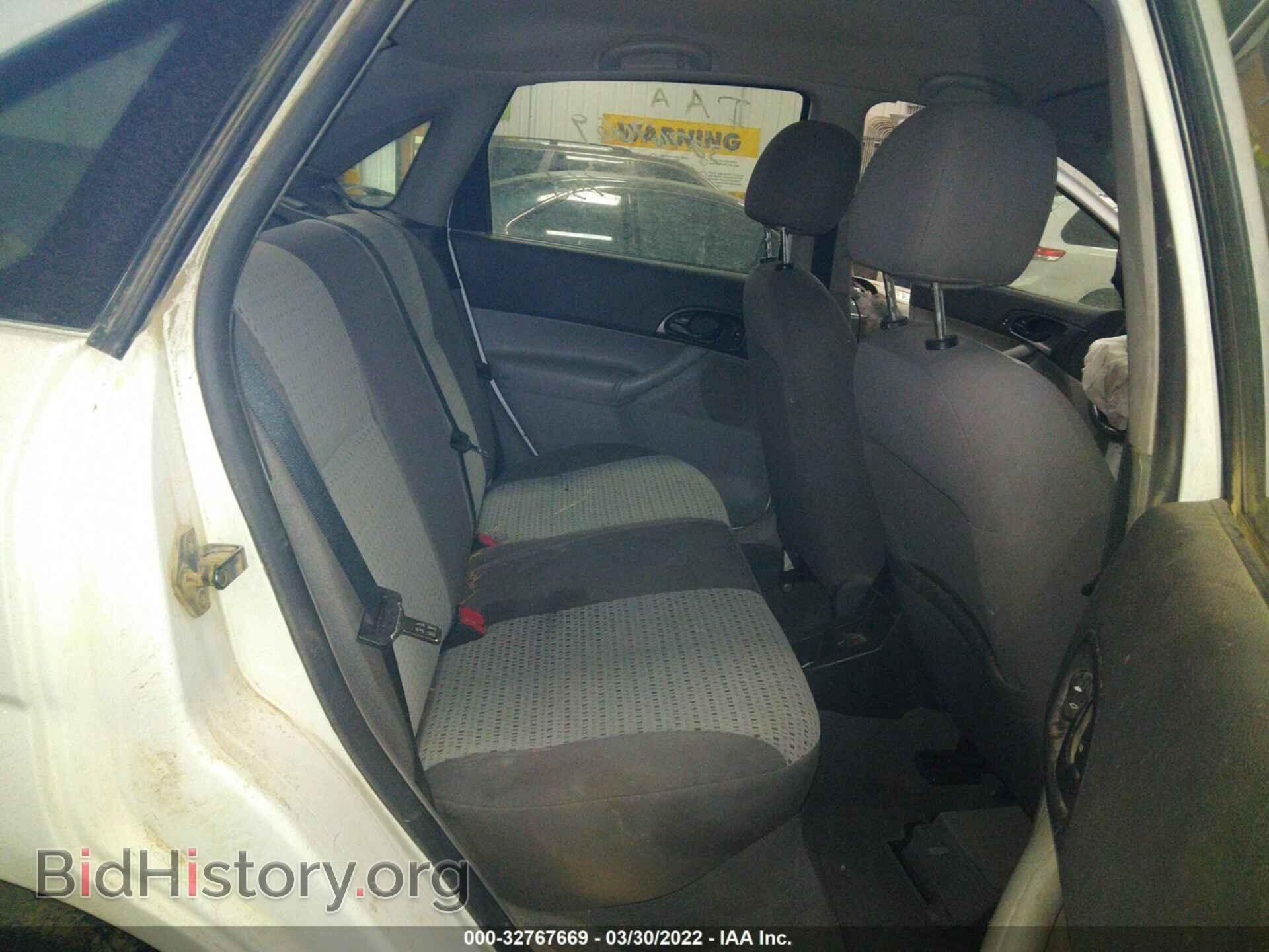 2007 FORD FOCUS - VIN: 1FAFP34N57W255382 - Фото 8