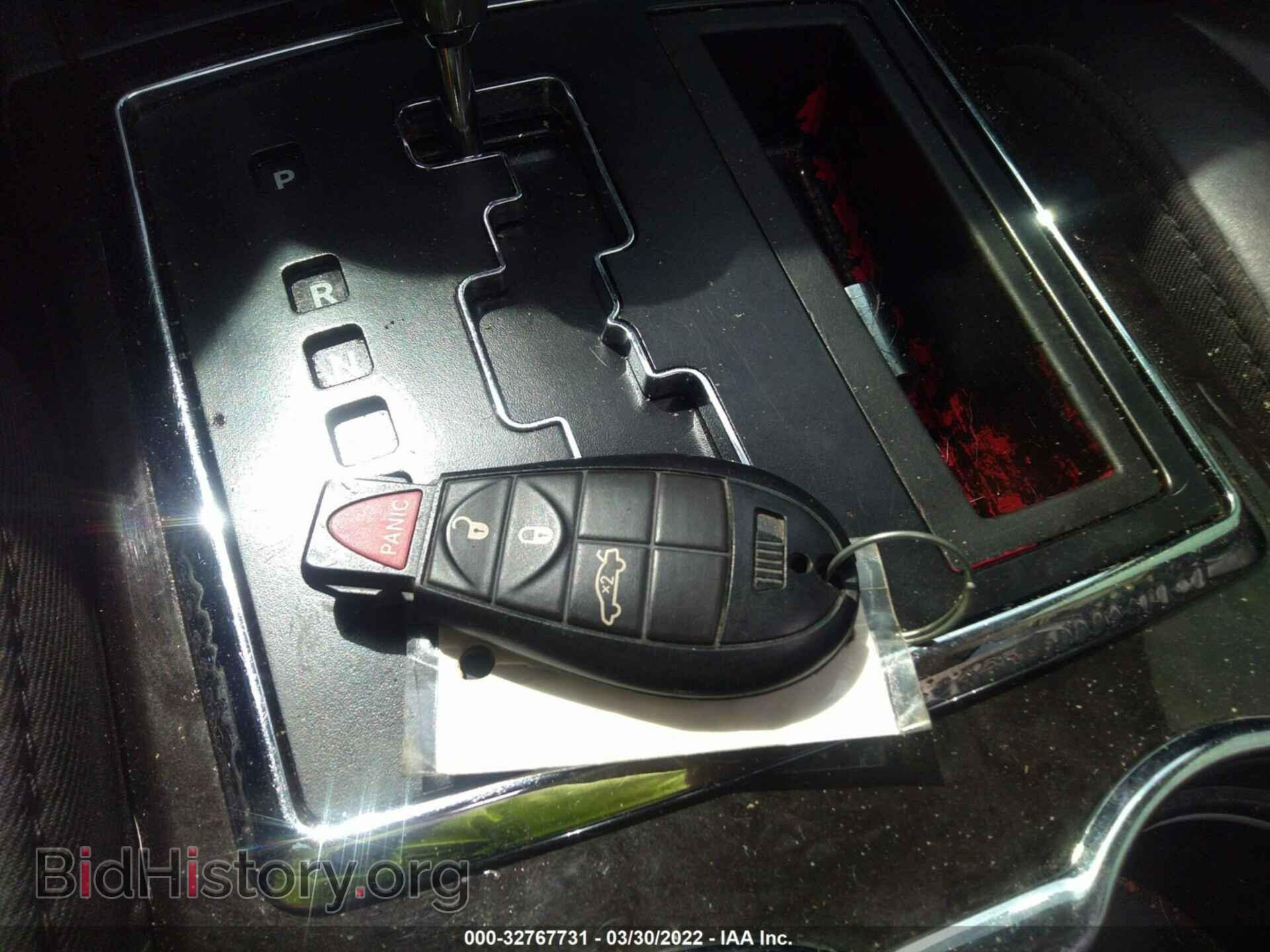 2010 CHRYSLER 300 - VIN: 2C3CA2CV1AH330972 - Фото 11