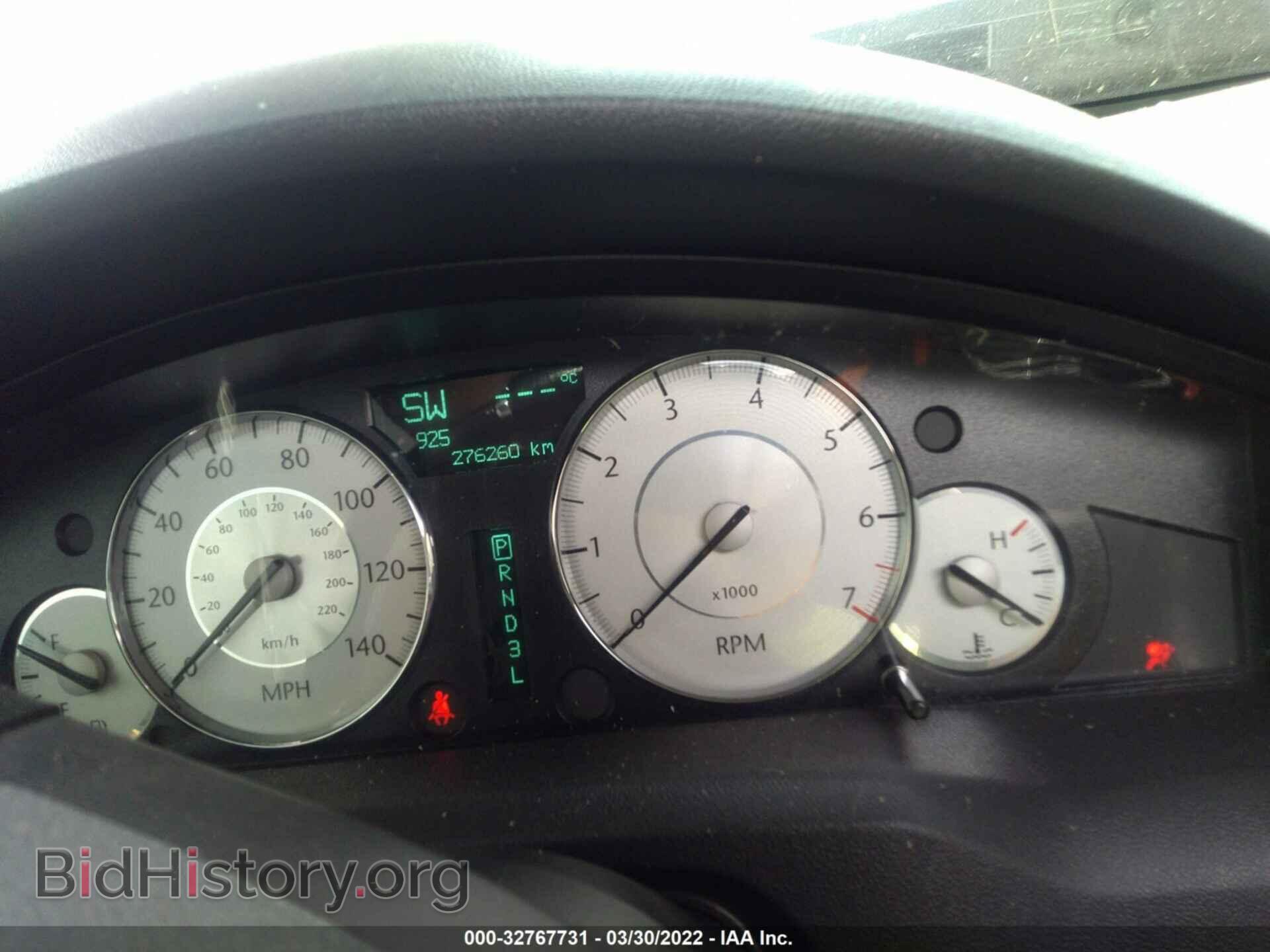 2010 CHRYSLER 300 - VIN: 2C3CA2CV1AH330972 - Фото 7