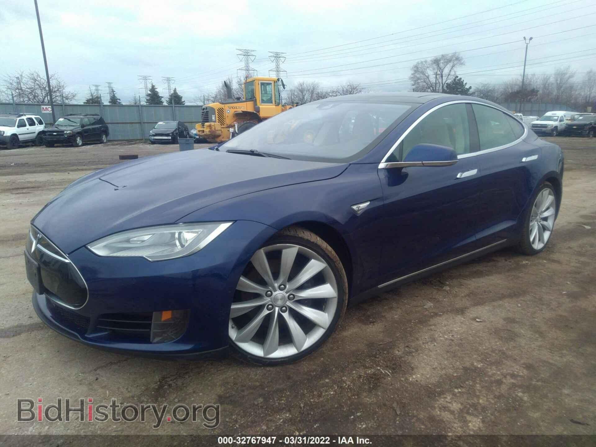 2015 TESLA MODEL S - VIN: 5YJSA1H24FF096033 - Фото 2