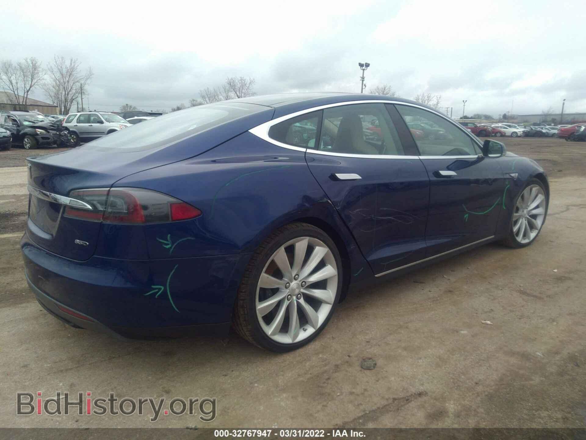 2015 TESLA MODEL S - VIN: 5YJSA1H24FF096033 - Фото 4