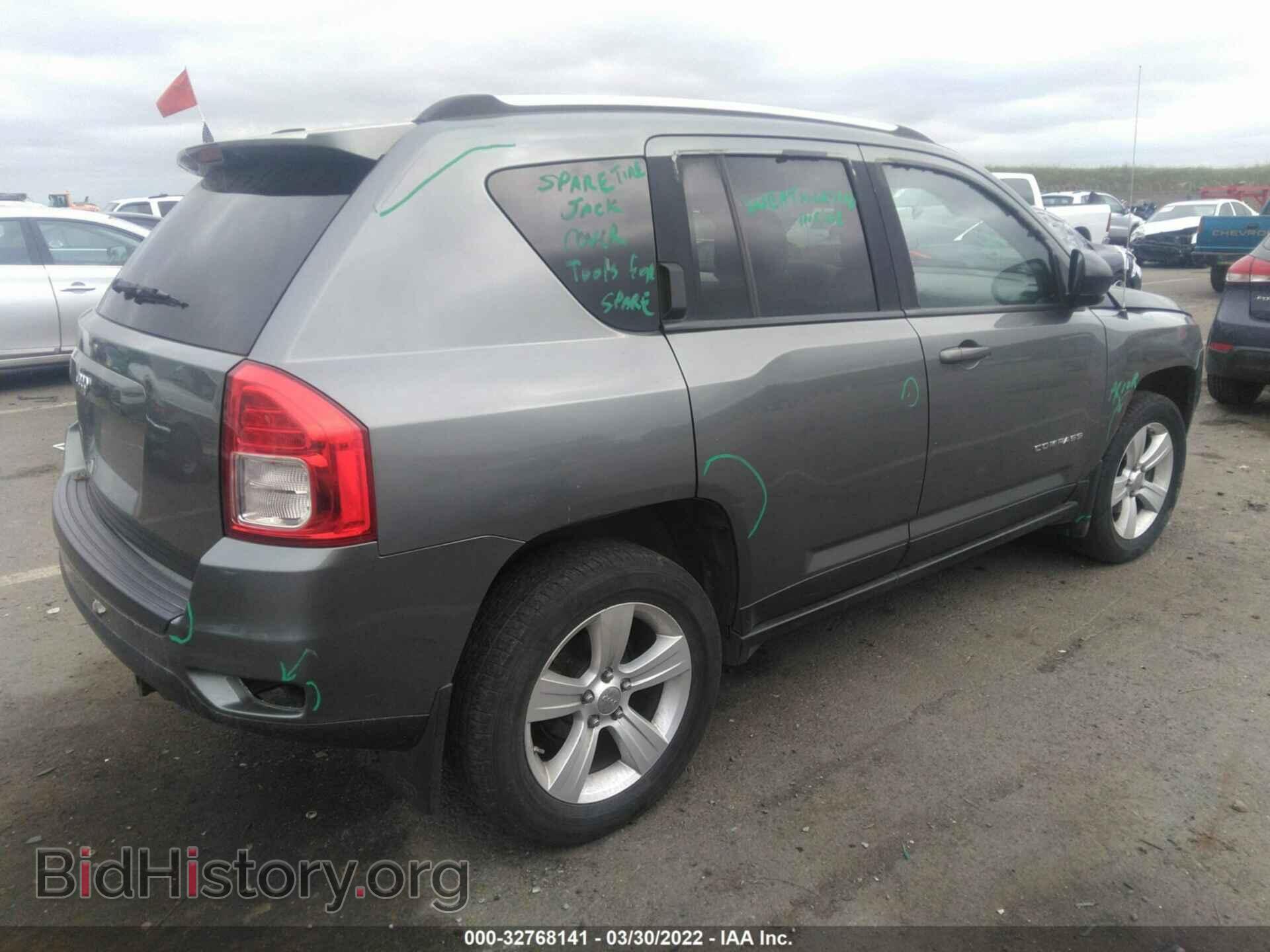 2012 JEEP COMPASS - VIN: 1C4NJDBB9CD514130 - Photo 4