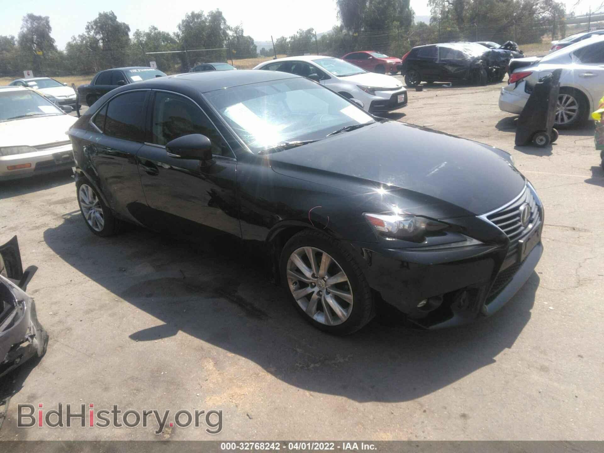Фотография JTHCF1D29F5020139 - LEXUS IS 250 2015