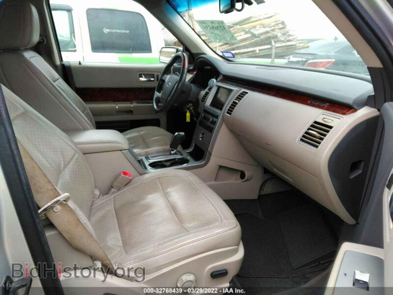 2010 Ford FLEX (VIN 2FMGK5DC8ABB21820) — photo 5 of 11