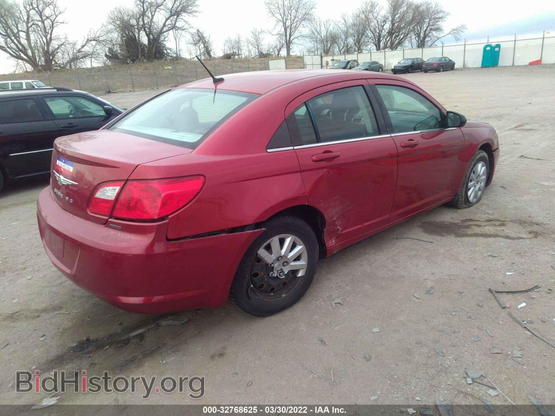 2010 CHRYSLER SEBRING - VIN: 1C3CC4FB5AN191153 - Фото 4