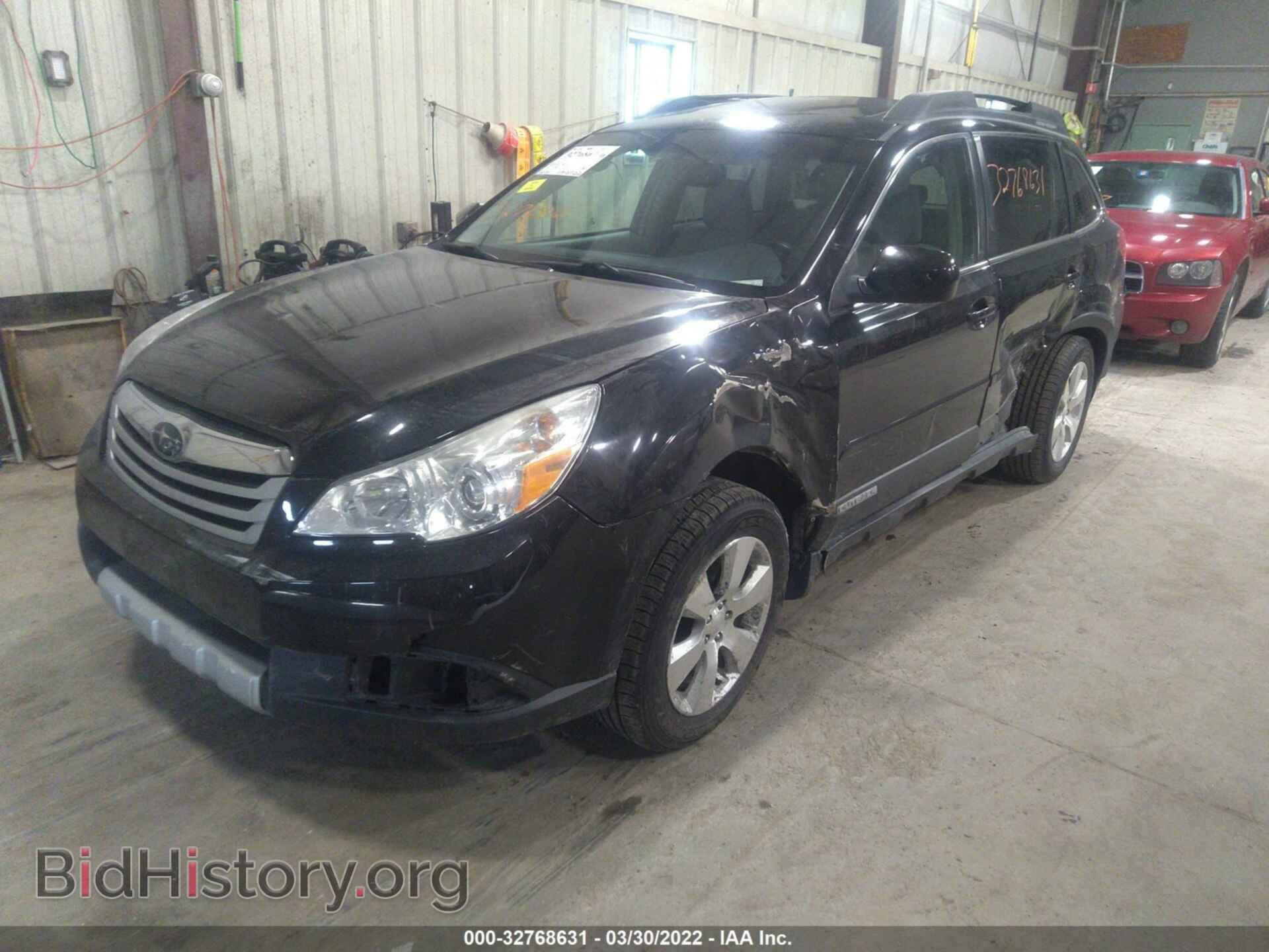 2011 SUBARU OUTBACK - VIN: 4S4BRDKC1B2381244 - Фото 2