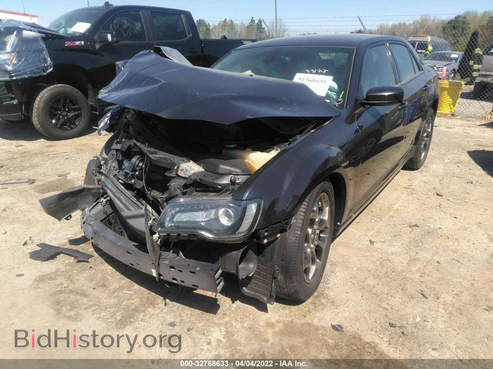 2016 CHRYSLER 300 - VIN: 2C3CCAGG9GH209101 - Фото 2