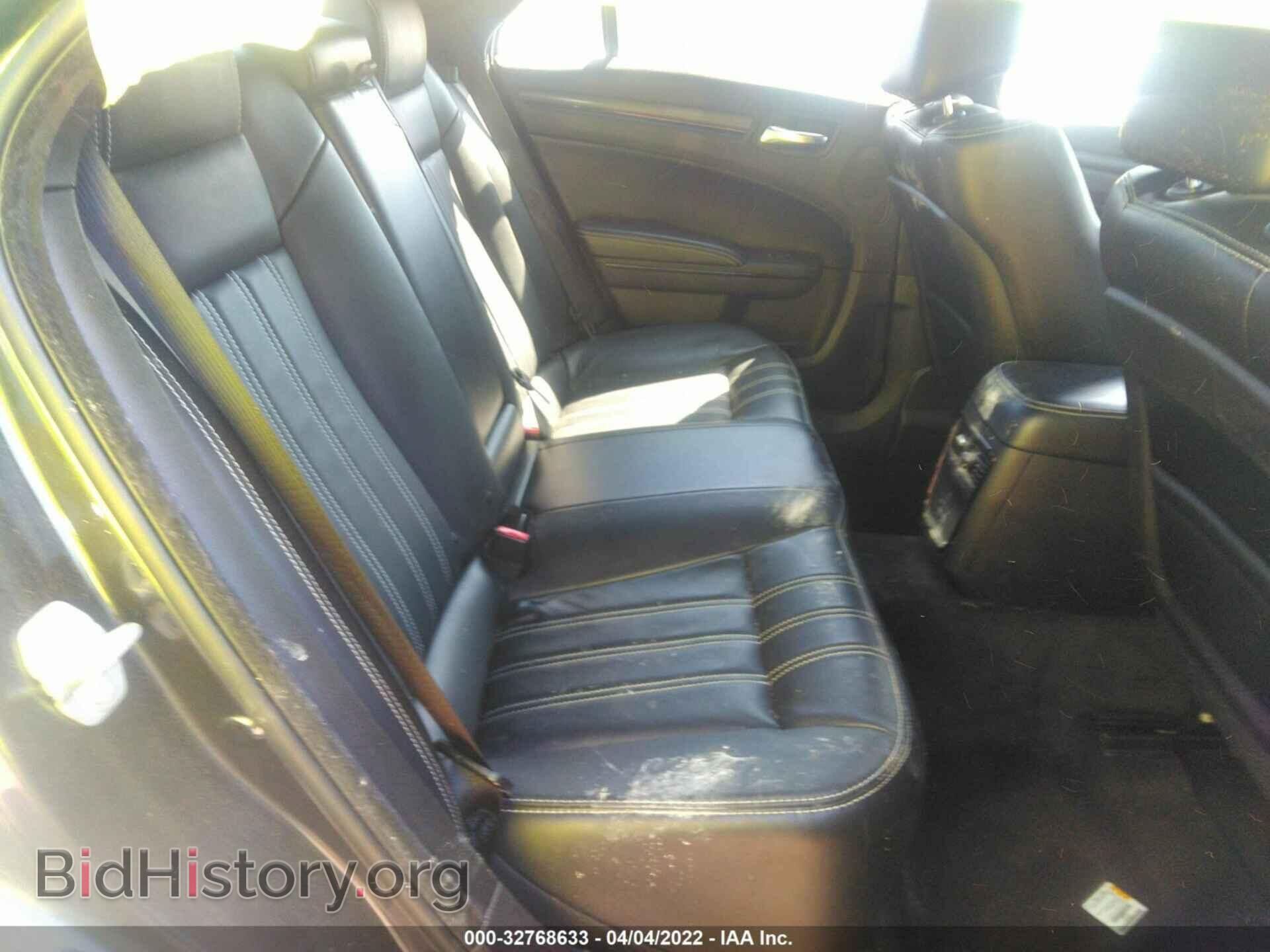 2016 CHRYSLER 300 - VIN: 2C3CCAGG9GH209101 - Фото 8