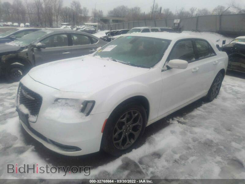 2017 Chrysler 300 (VIN 2C3CCAGG2HH597628) — фото 2 из 11