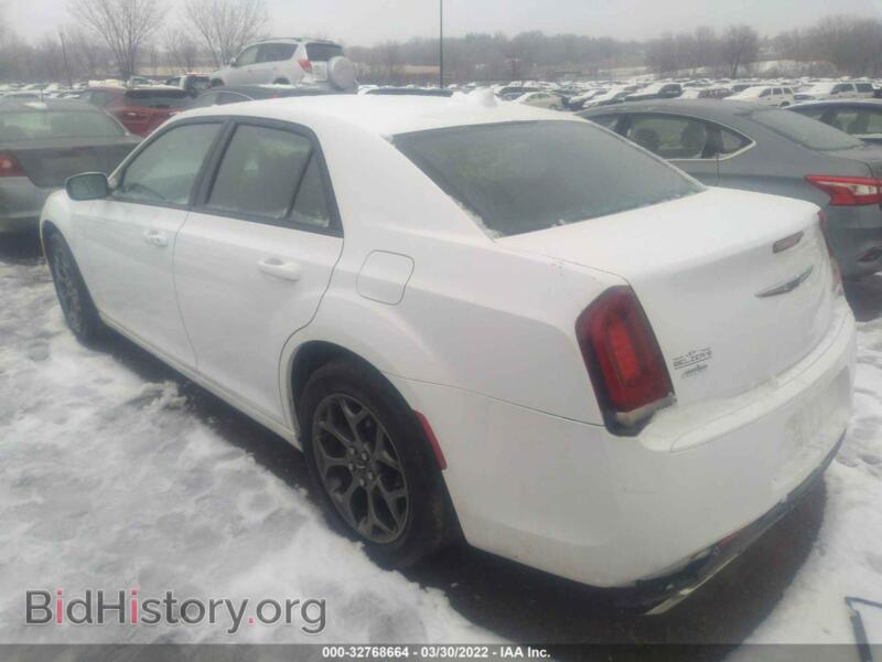 2017 Chrysler 300 (VIN 2C3CCAGG2HH597628) — фото 3 из 11