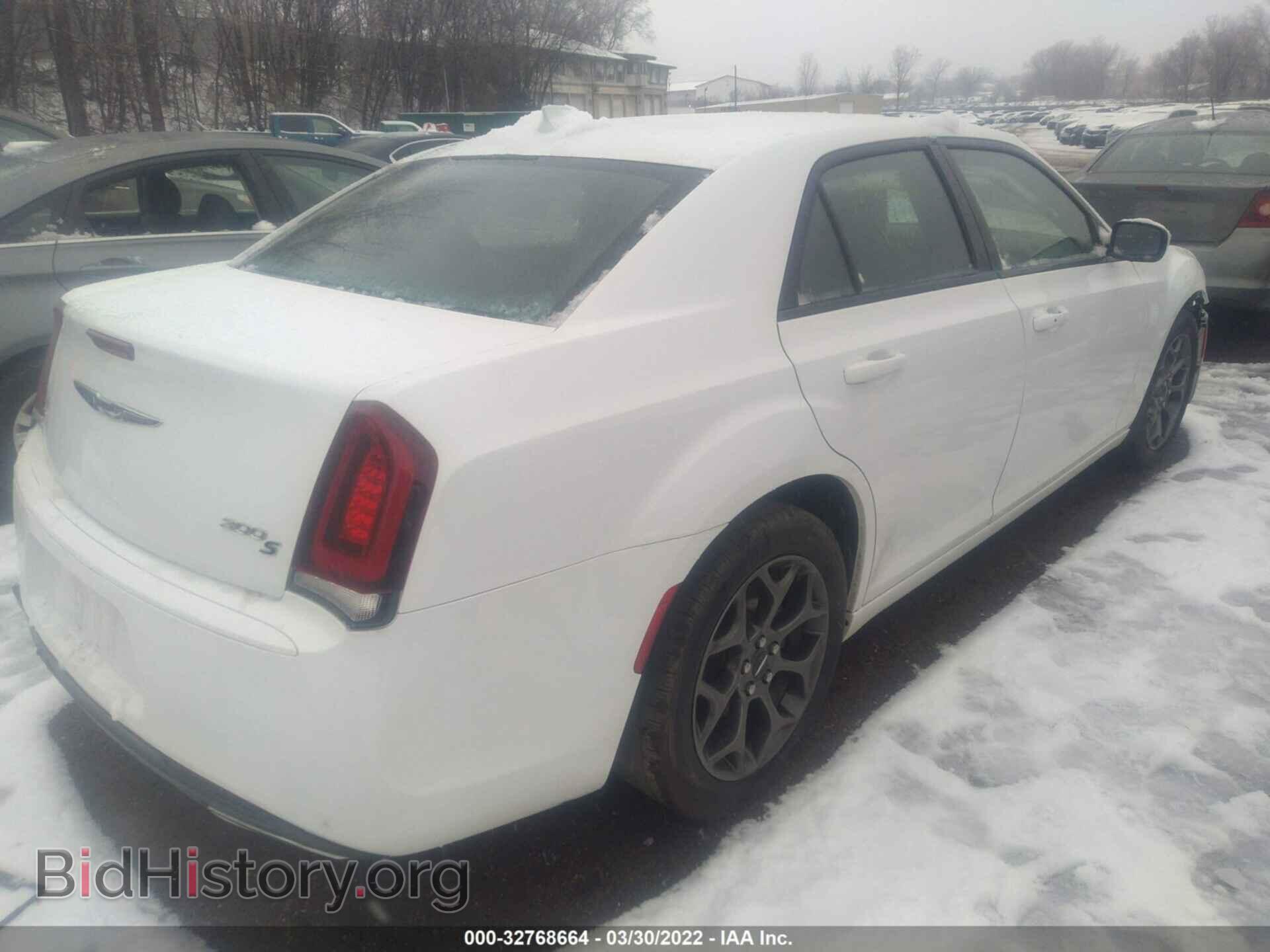 2017 CHRYSLER 300 - VIN: 2C3CCAGG2HH597628 - Фото 4