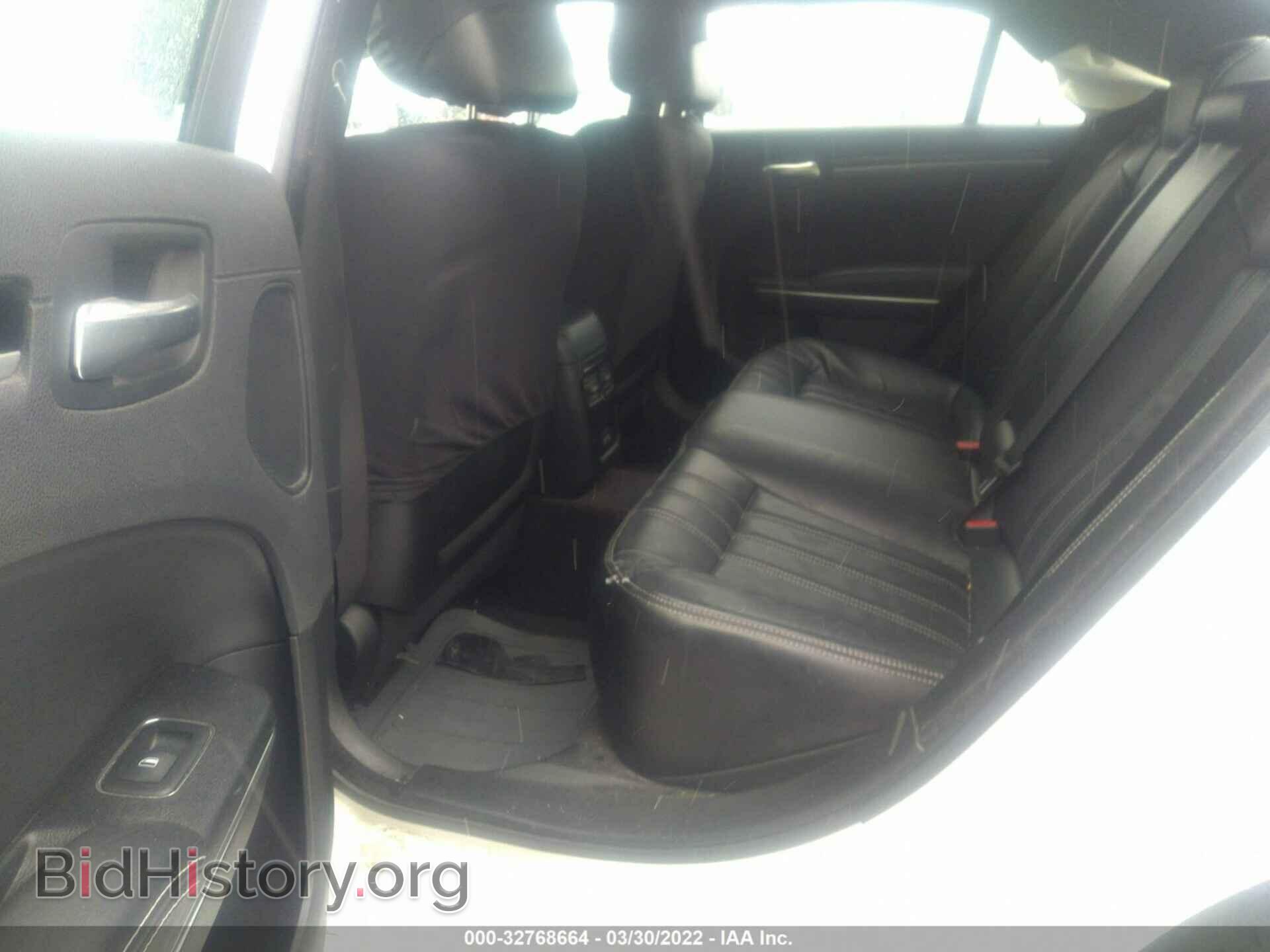 2017 CHRYSLER 300 - VIN: 2C3CCAGG2HH597628 - Фото 8