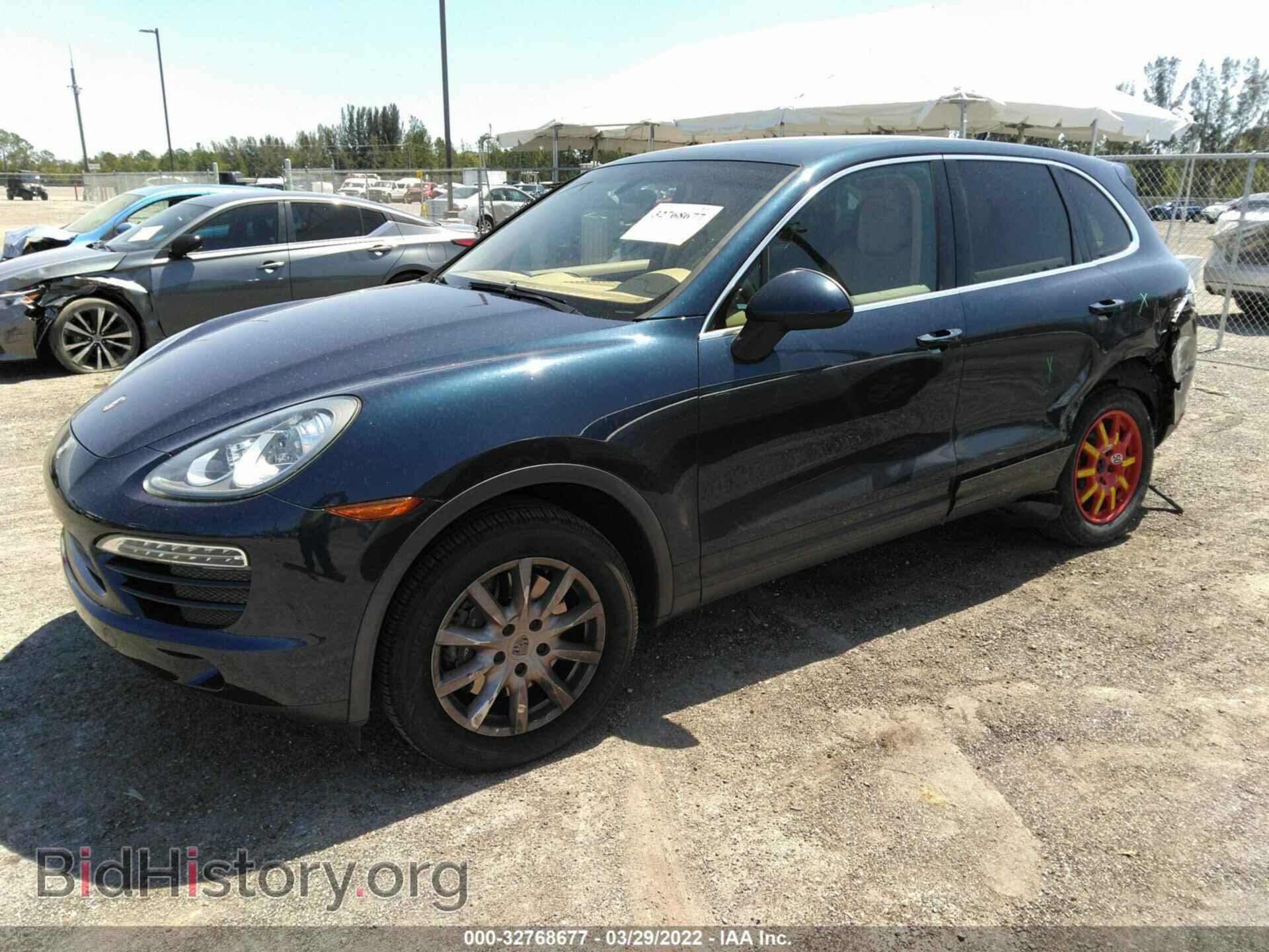 2013 PORSCHE CAYENNE - VIN: WP1AA2A21DLA07460 - Фото 2