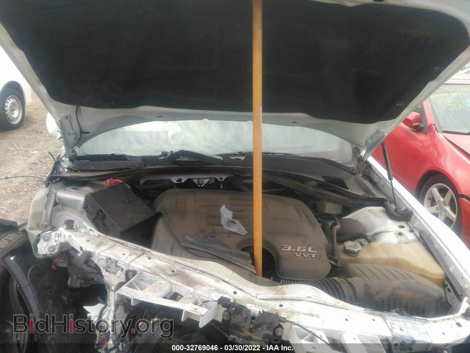 2017 CHRYSLER 300 - VIN: 2C3CCAGG3HH647842 - Фото 10