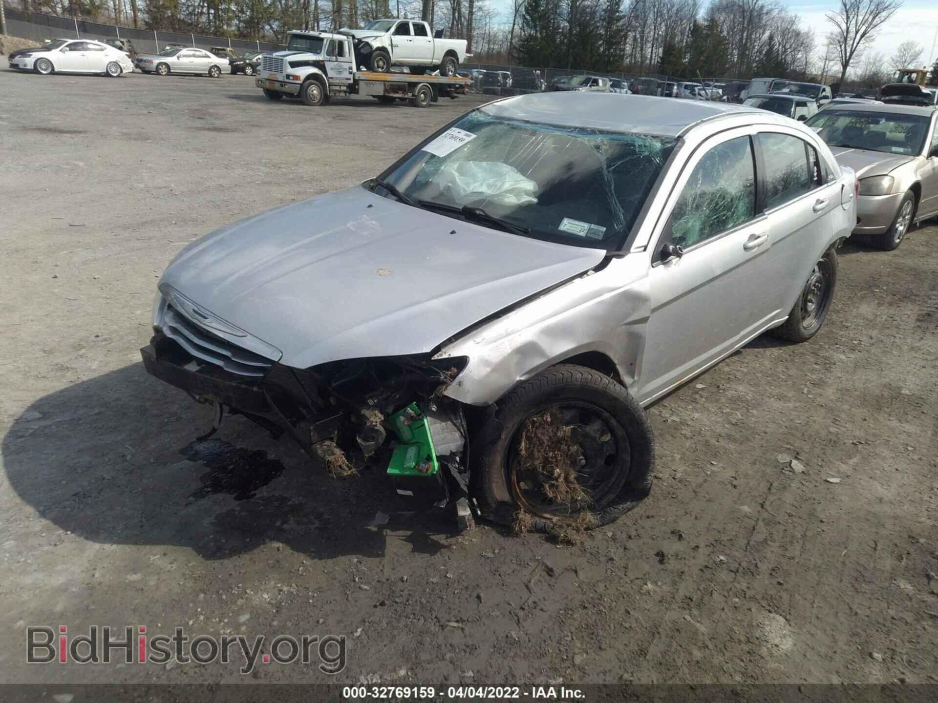 2012 CHRYSLER 200 - VIN: 1C3CCBAB2CN169321 - Фото 2