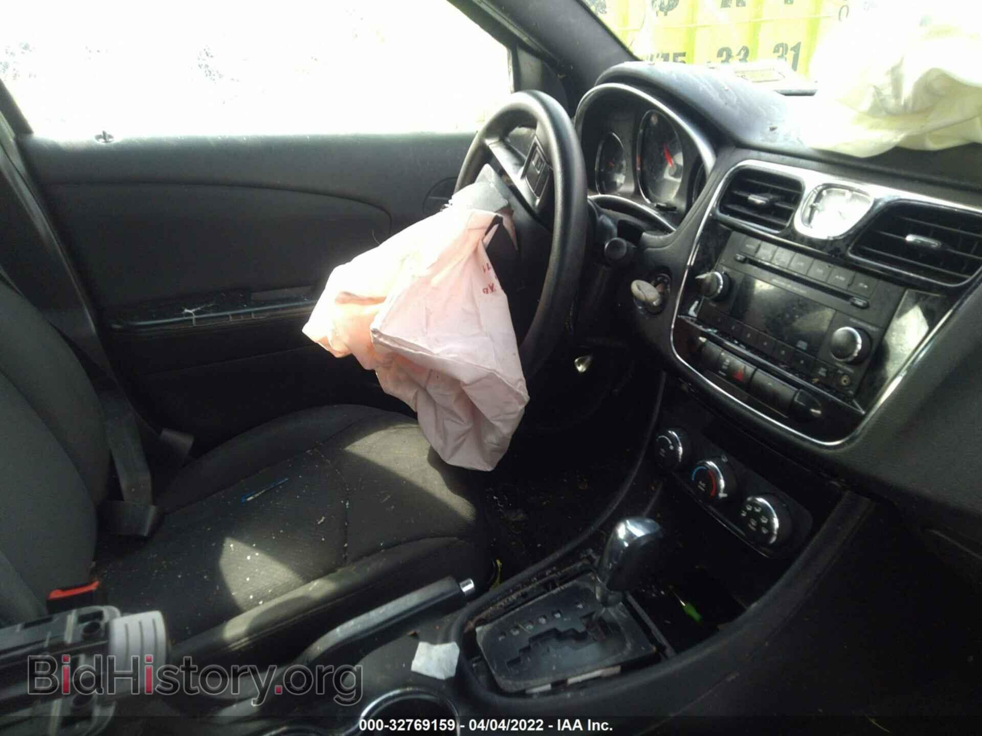 2012 CHRYSLER 200 - VIN: 1C3CCBAB2CN169321 - Фото 5